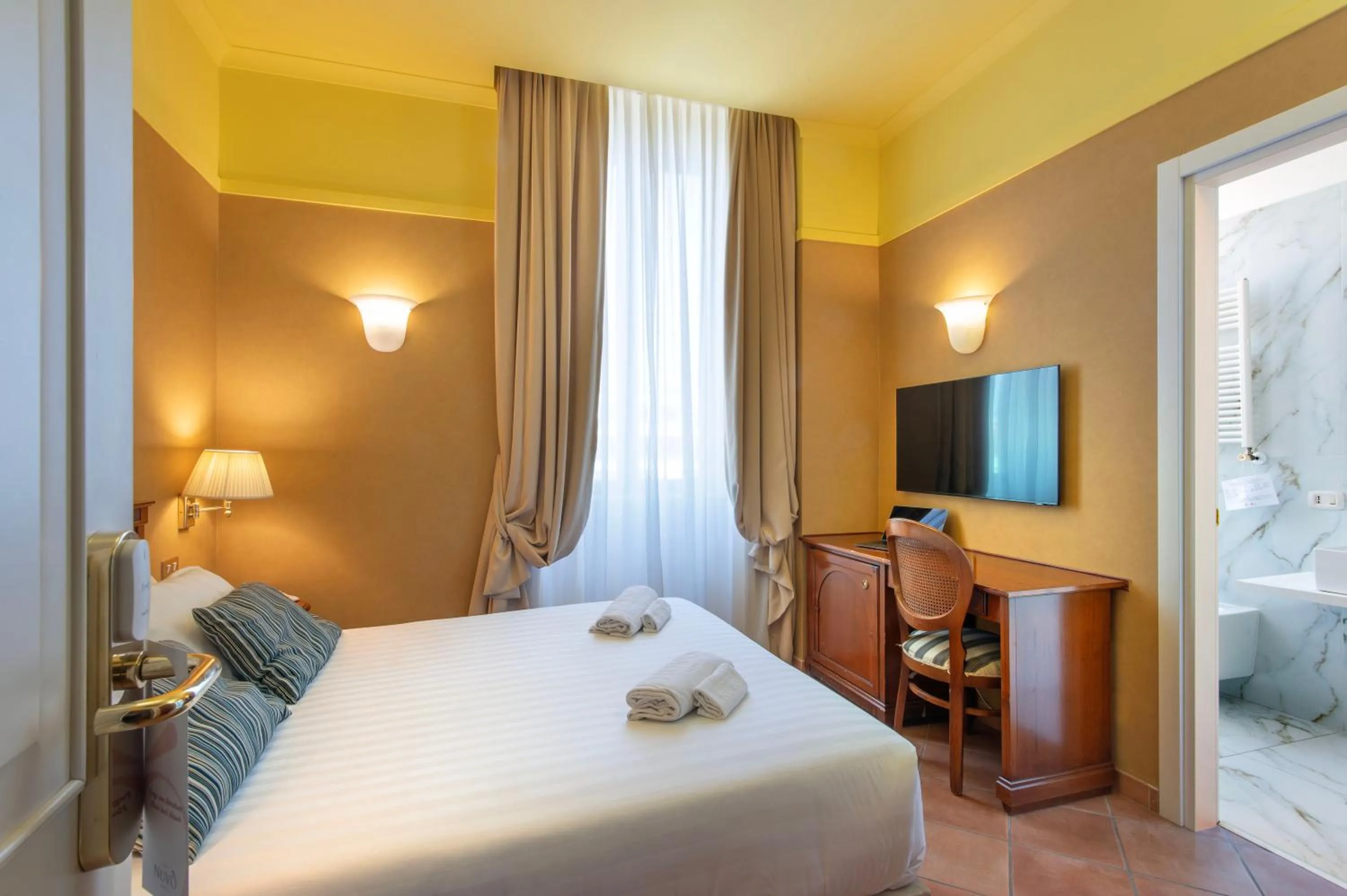 Bedroom, Bed in Hotel Nuvò