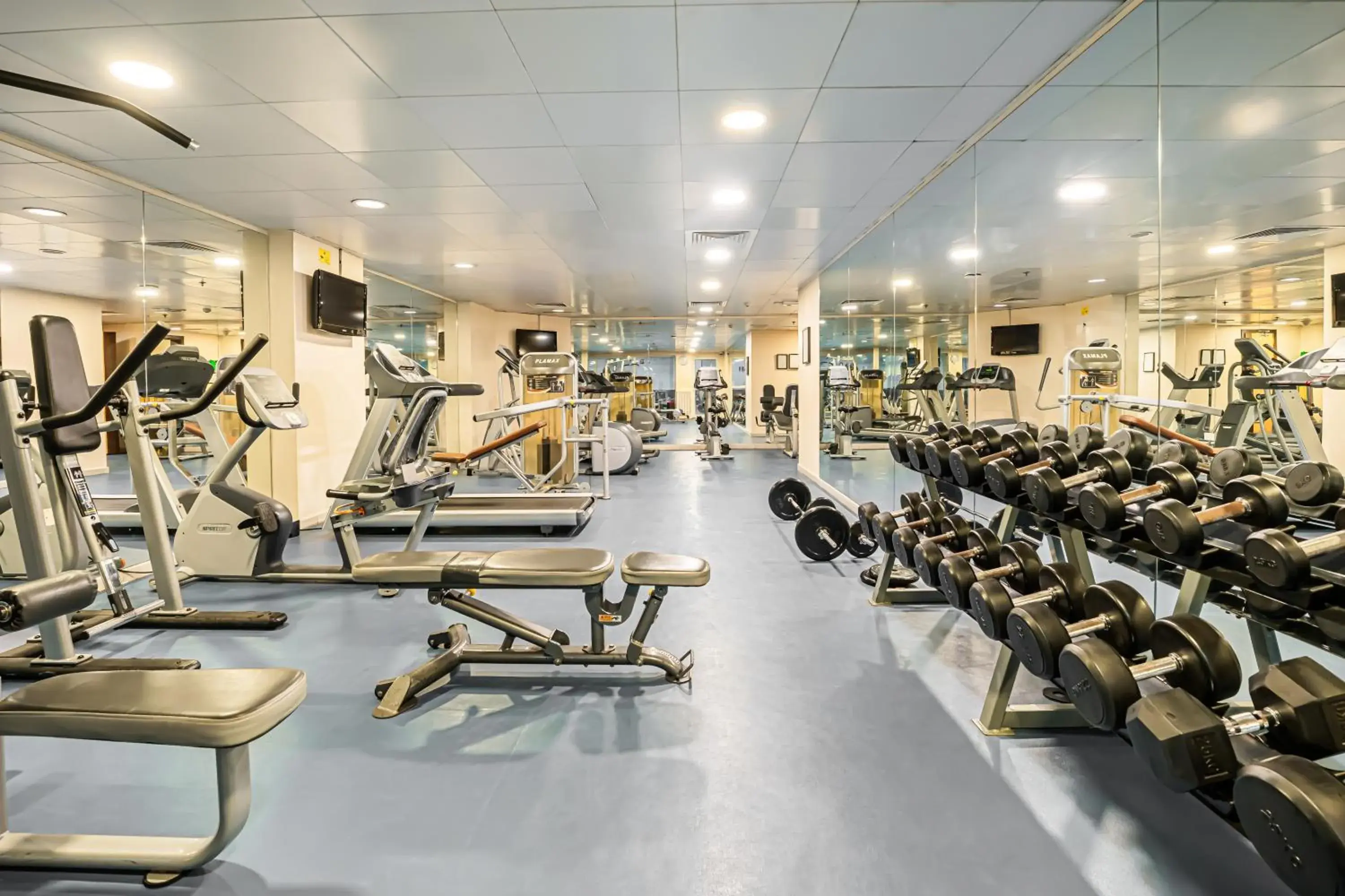 Fitness centre/facilities in Kingsgate Hotel Doha by Millennium Hotels Fitness centre/facilities in Kingsgate Hotel Doha by Millennium Hotels