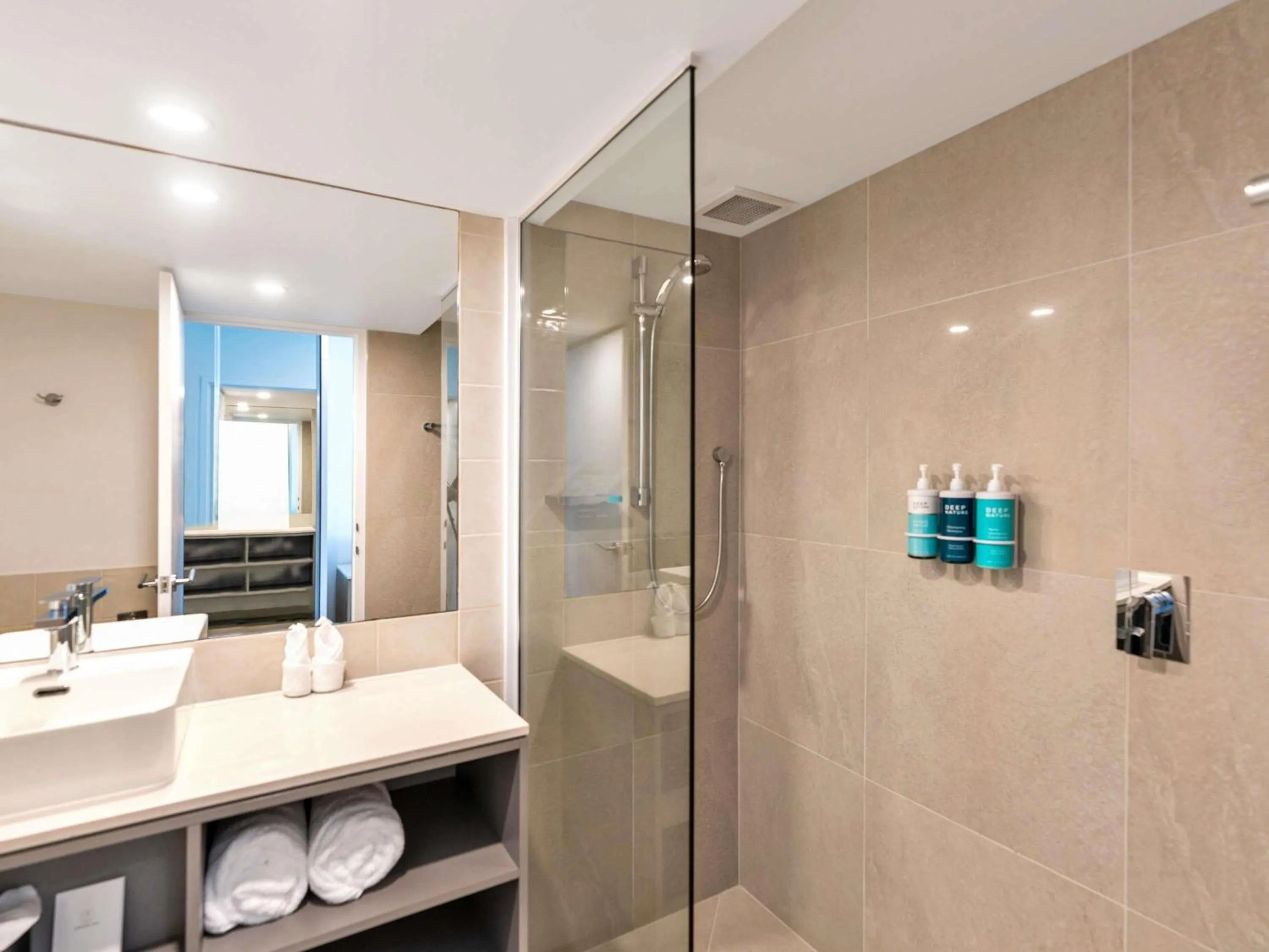 Bedroom in Novotel Cairns Oasis Resort