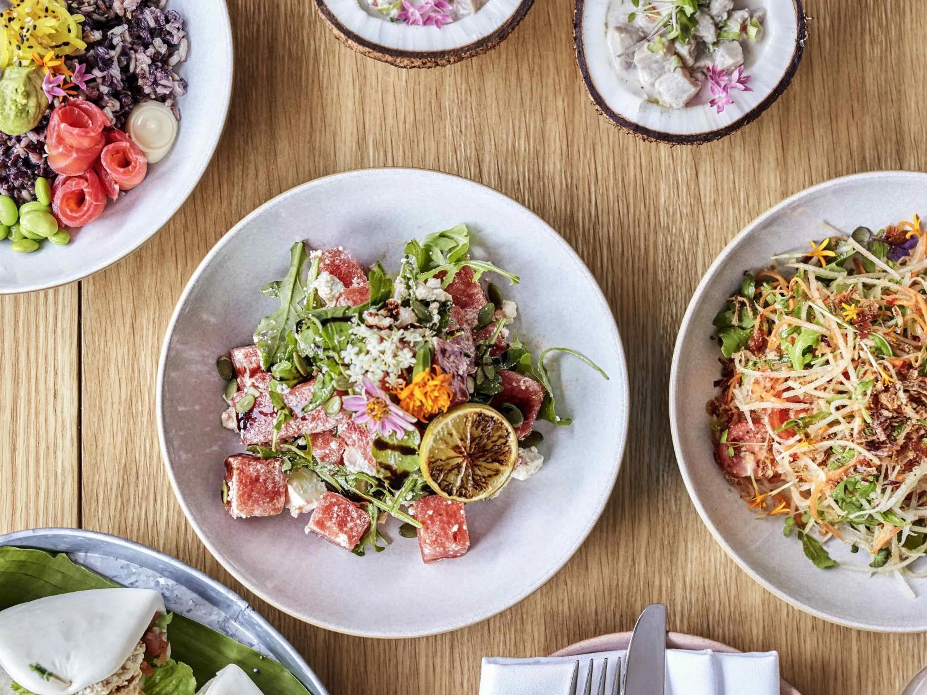 Restaurant/places to eat in Novotel Cairns Oasis Resort