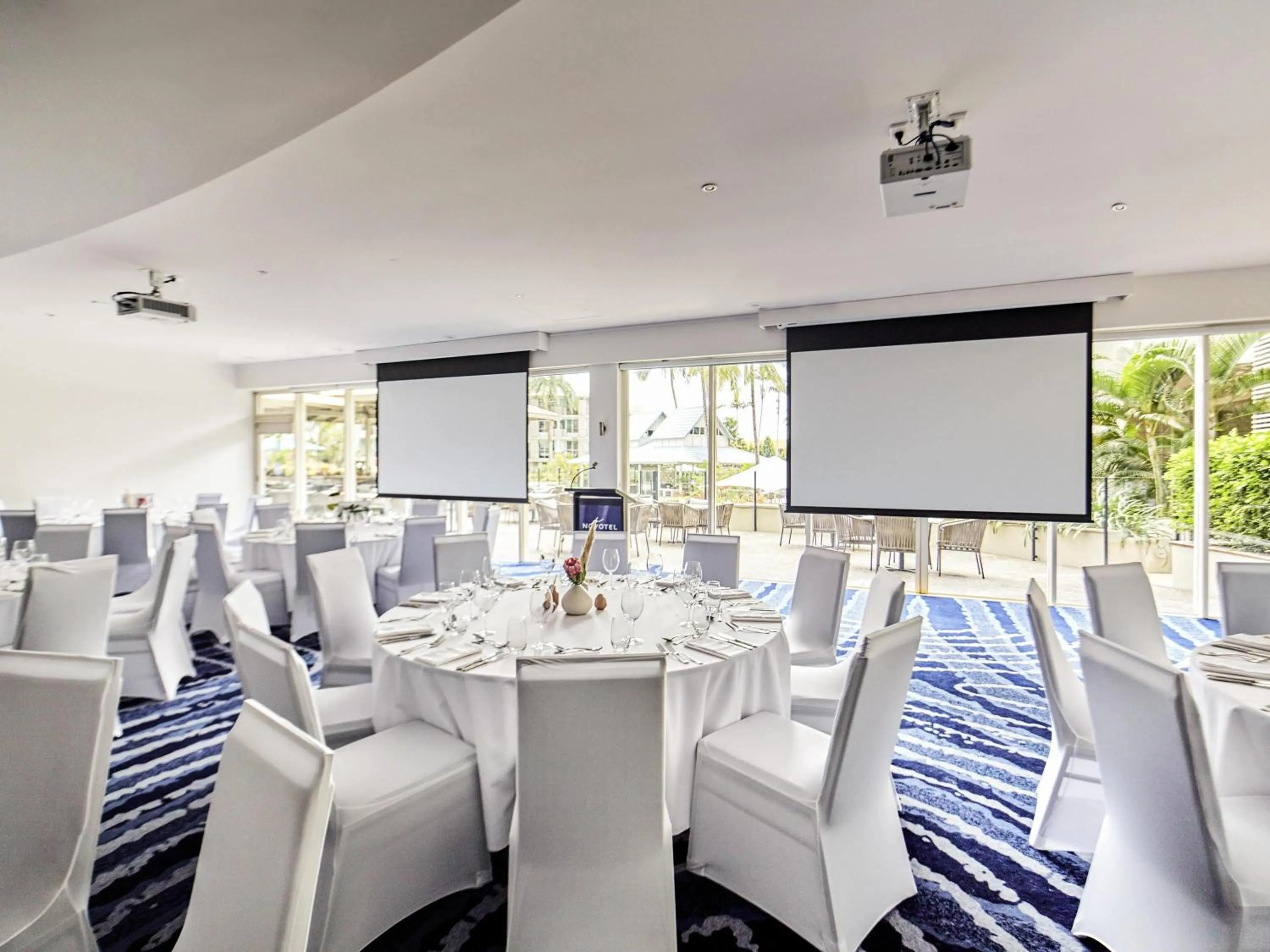 Meeting/conference room in Novotel Cairns Oasis Resort