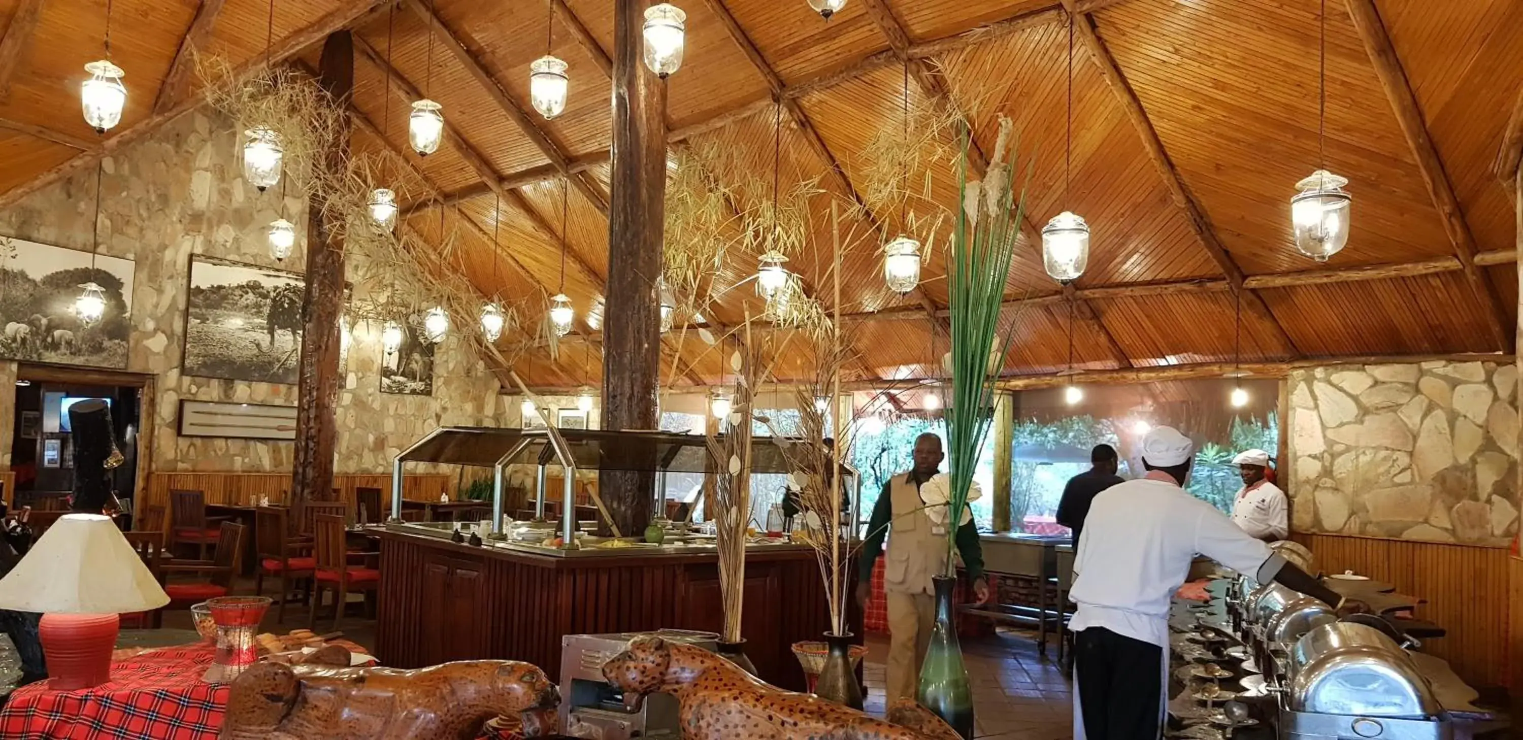 Breakfast in Fig Tree Camp - Maasai Mara Breakfast in Fig Tree Camp - Maasai Mara