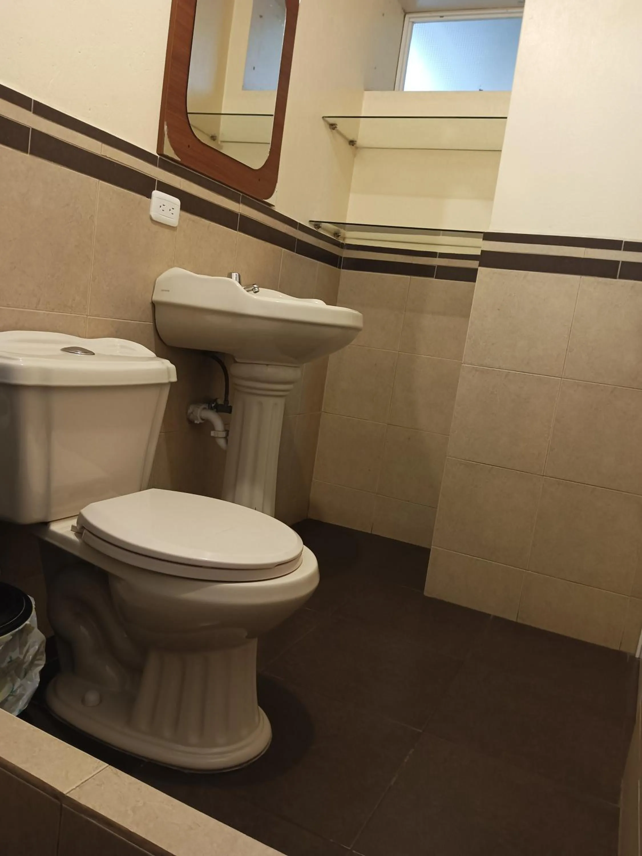 Bathroom in Hostal Puertas Del Sol