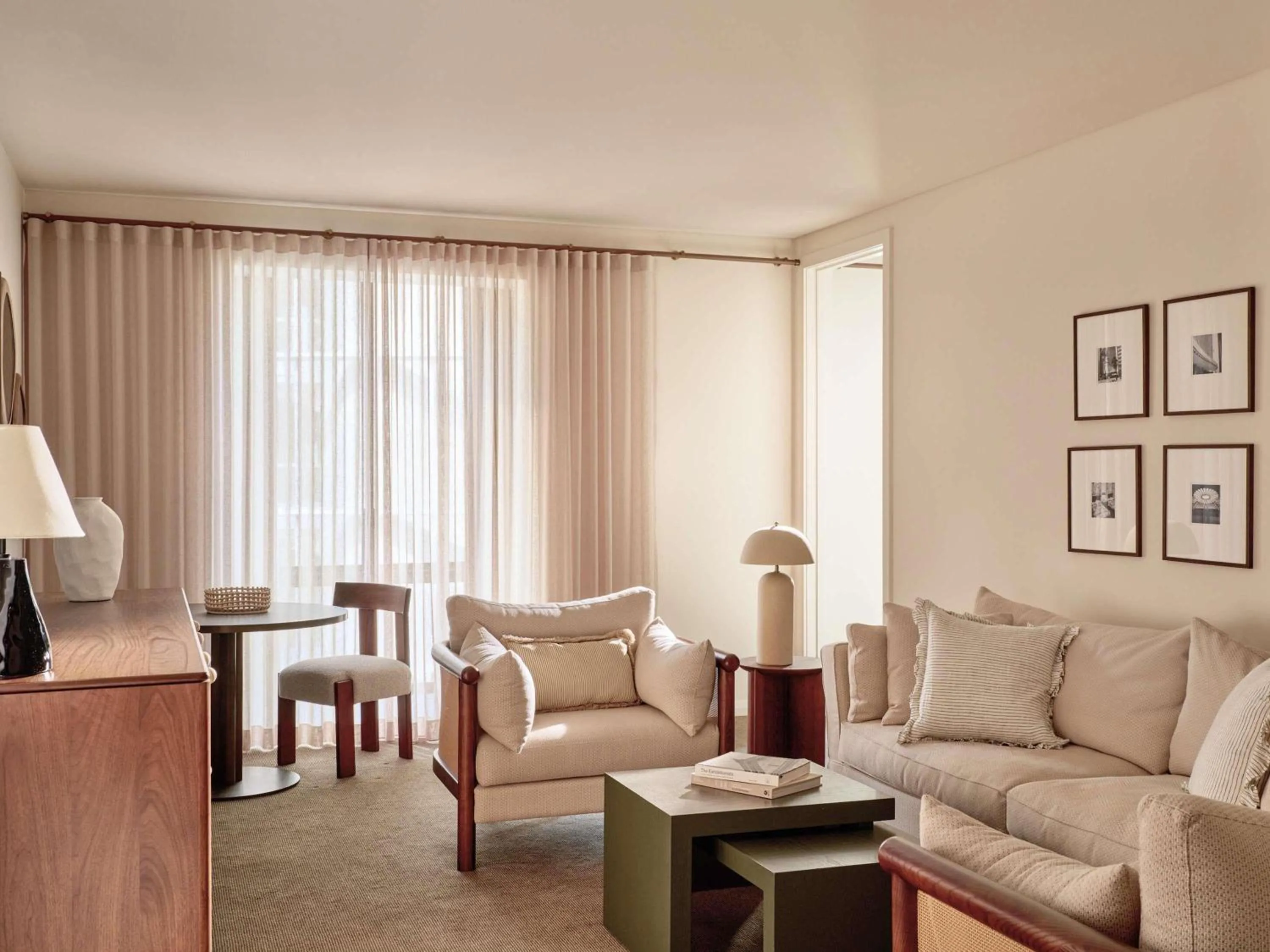 Bedroom in Sofitel Sydney Wentworth