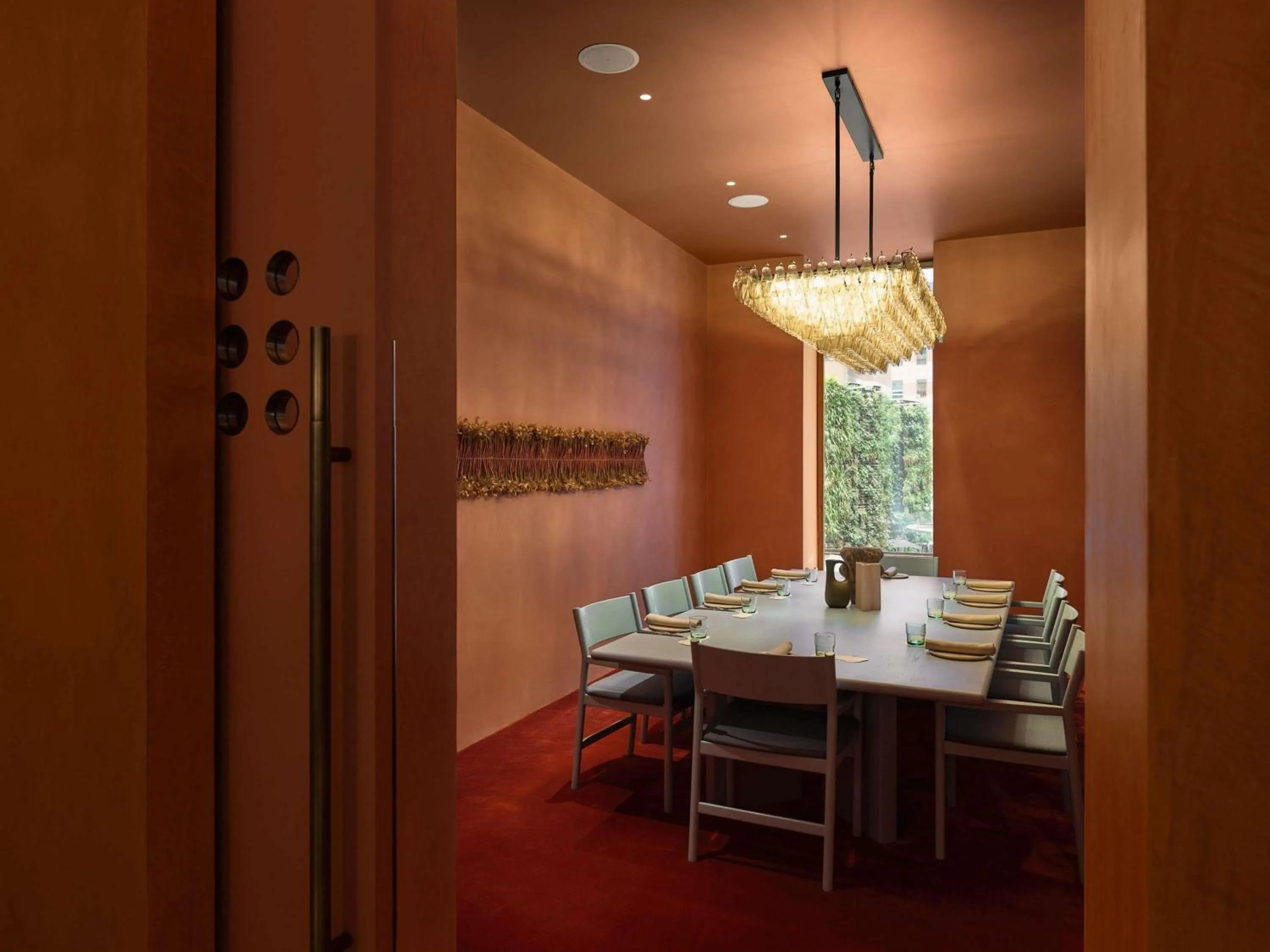 Restaurant/places to eat in Sofitel Sydney Wentworth