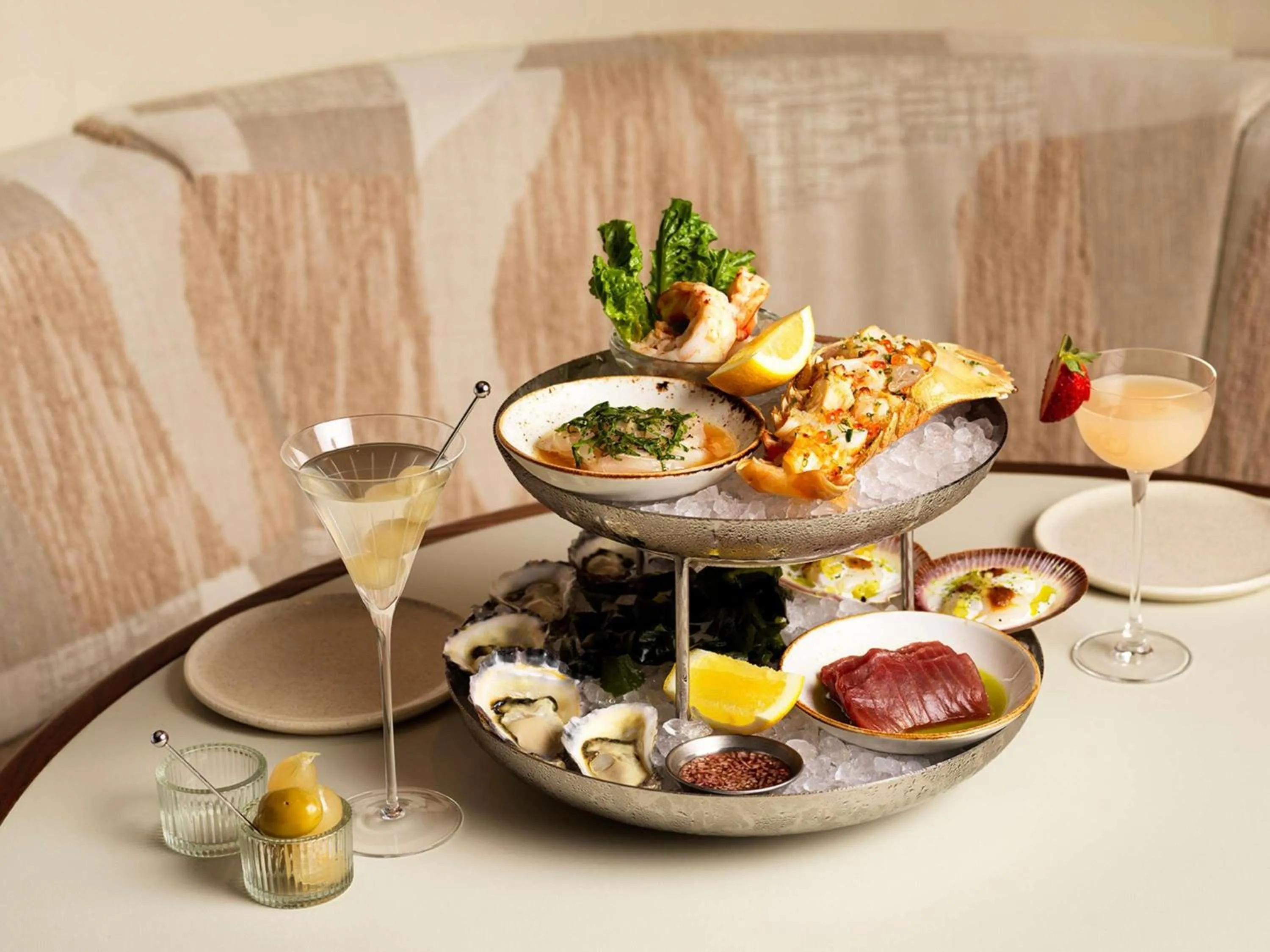 Restaurant/places to eat in Sofitel Sydney Wentworth