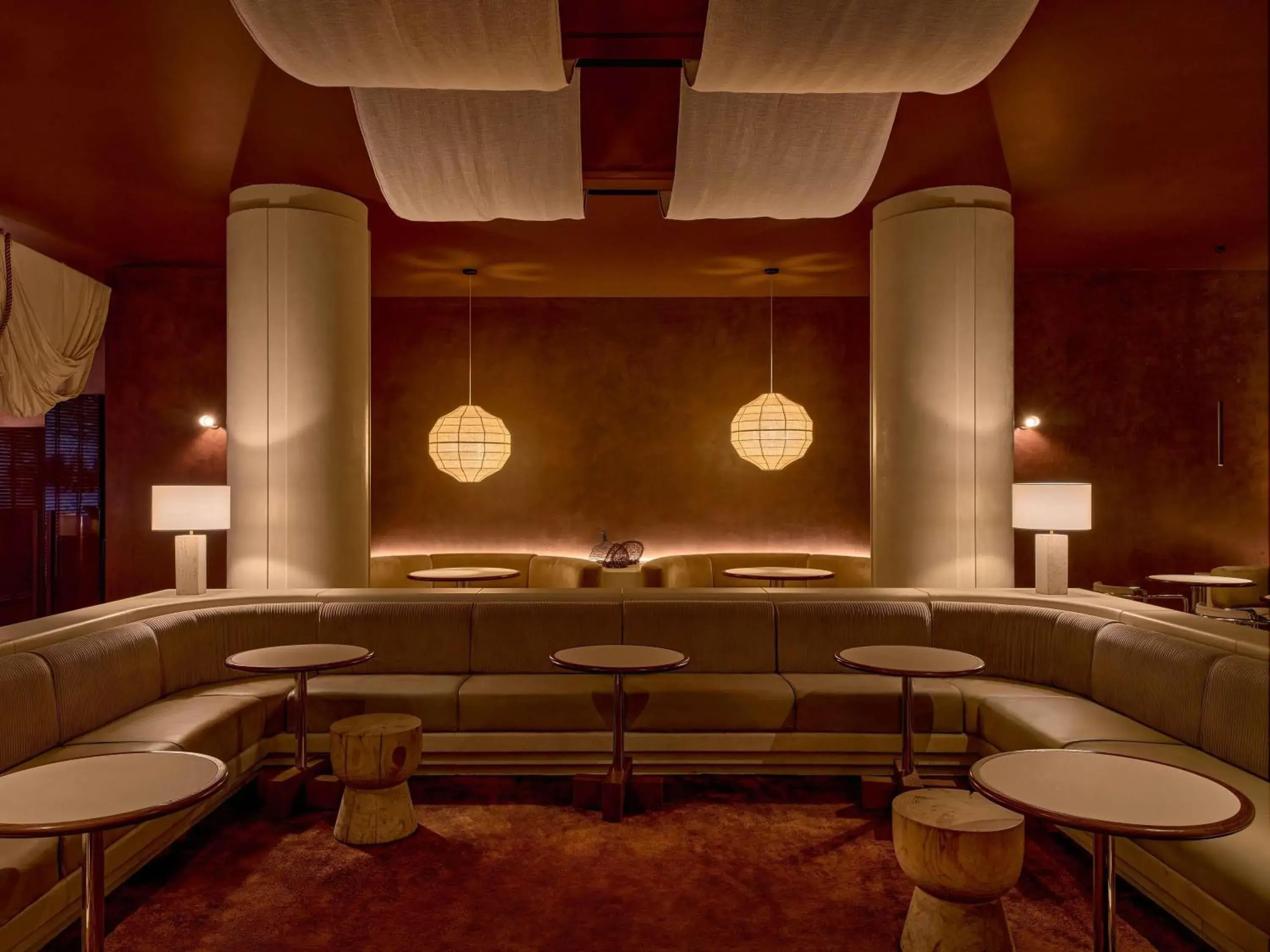 Property building in Sofitel Sydney Wentworth Property building in Sofitel Sydney Wentworth