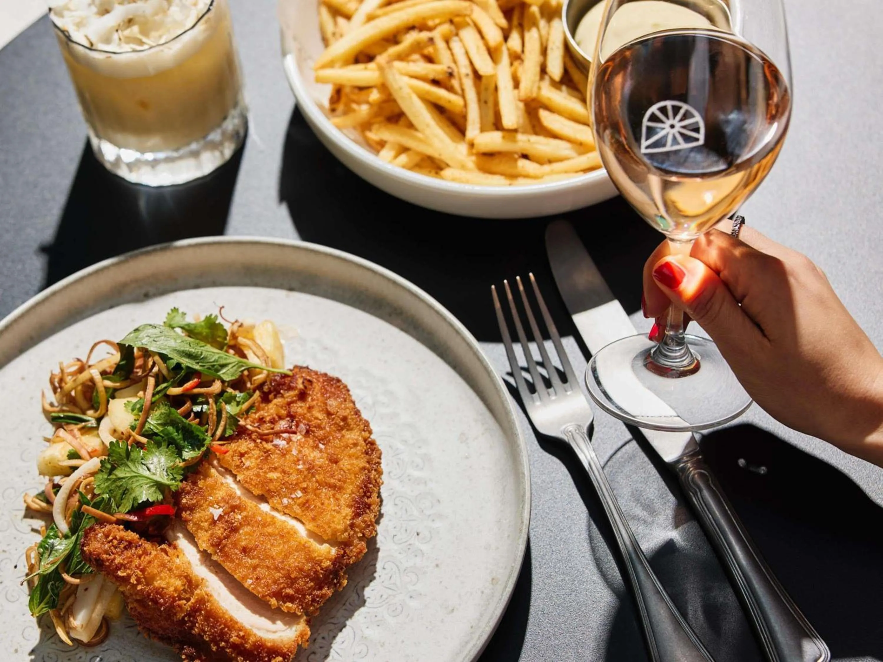 Lounge or bar in Sofitel Sydney Wentworth