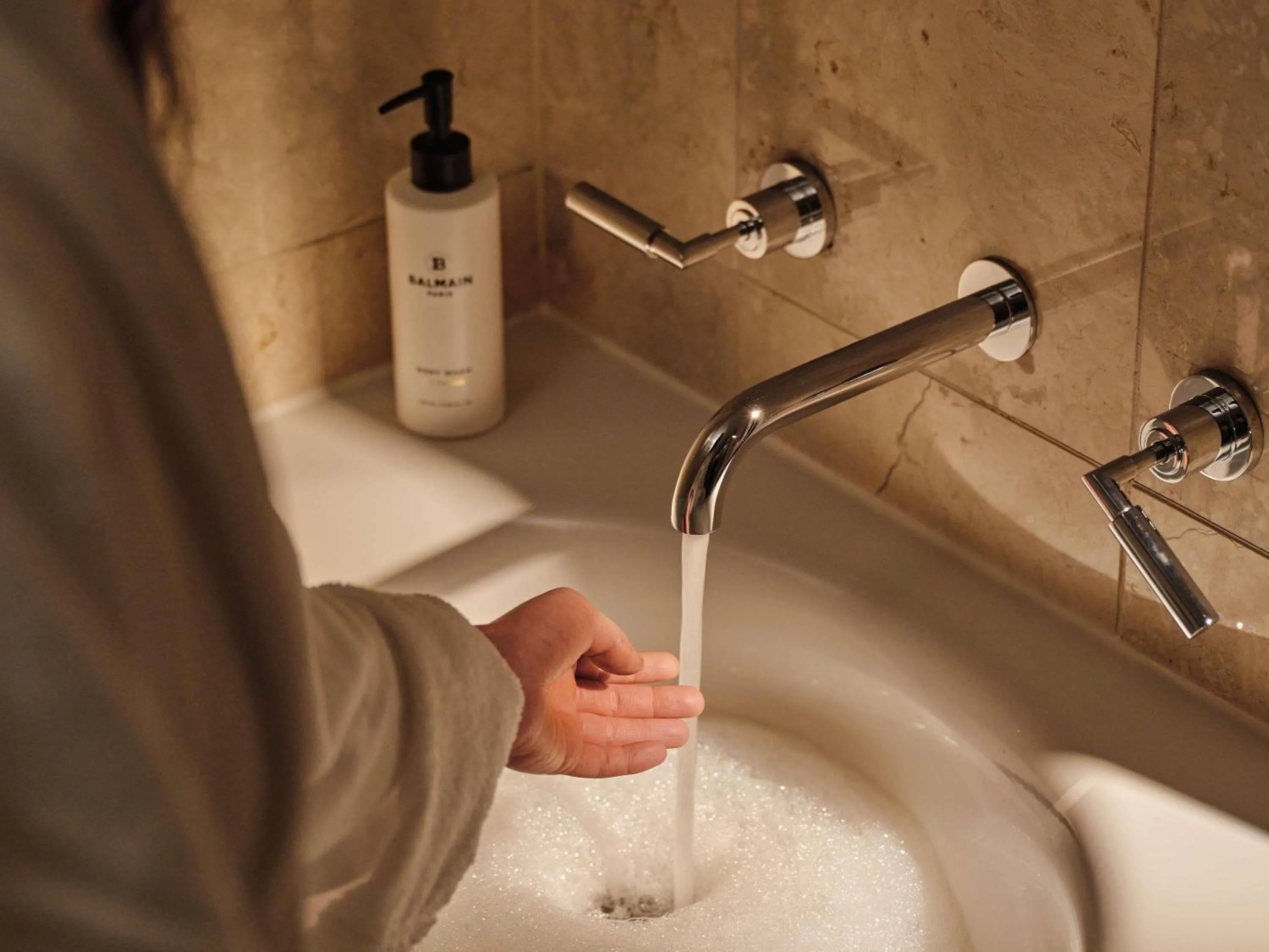 Bedroom in Sofitel Sydney Wentworth