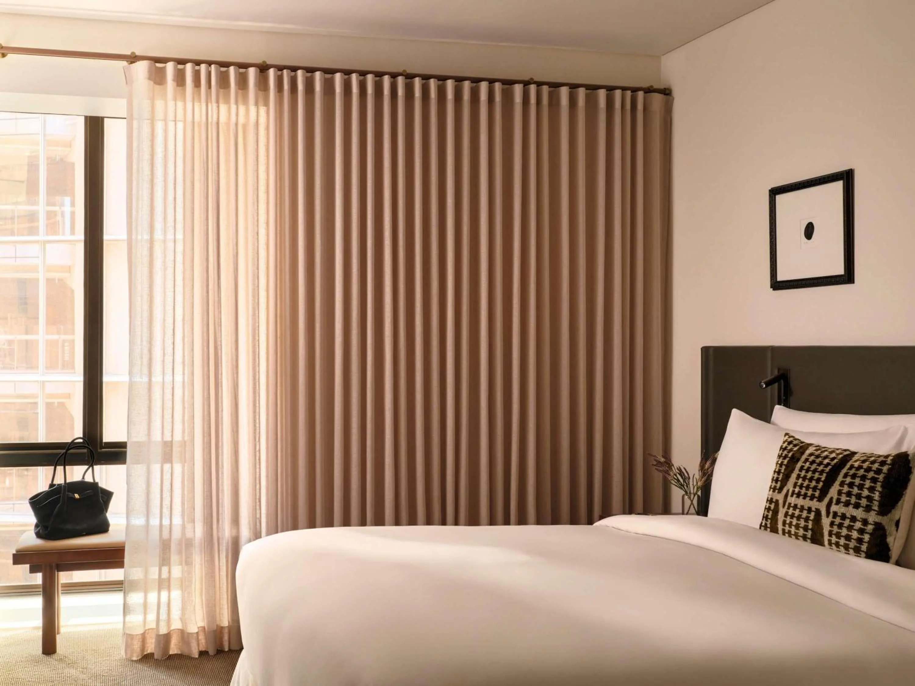 Bedroom, Bed in Sofitel Sydney Wentworth