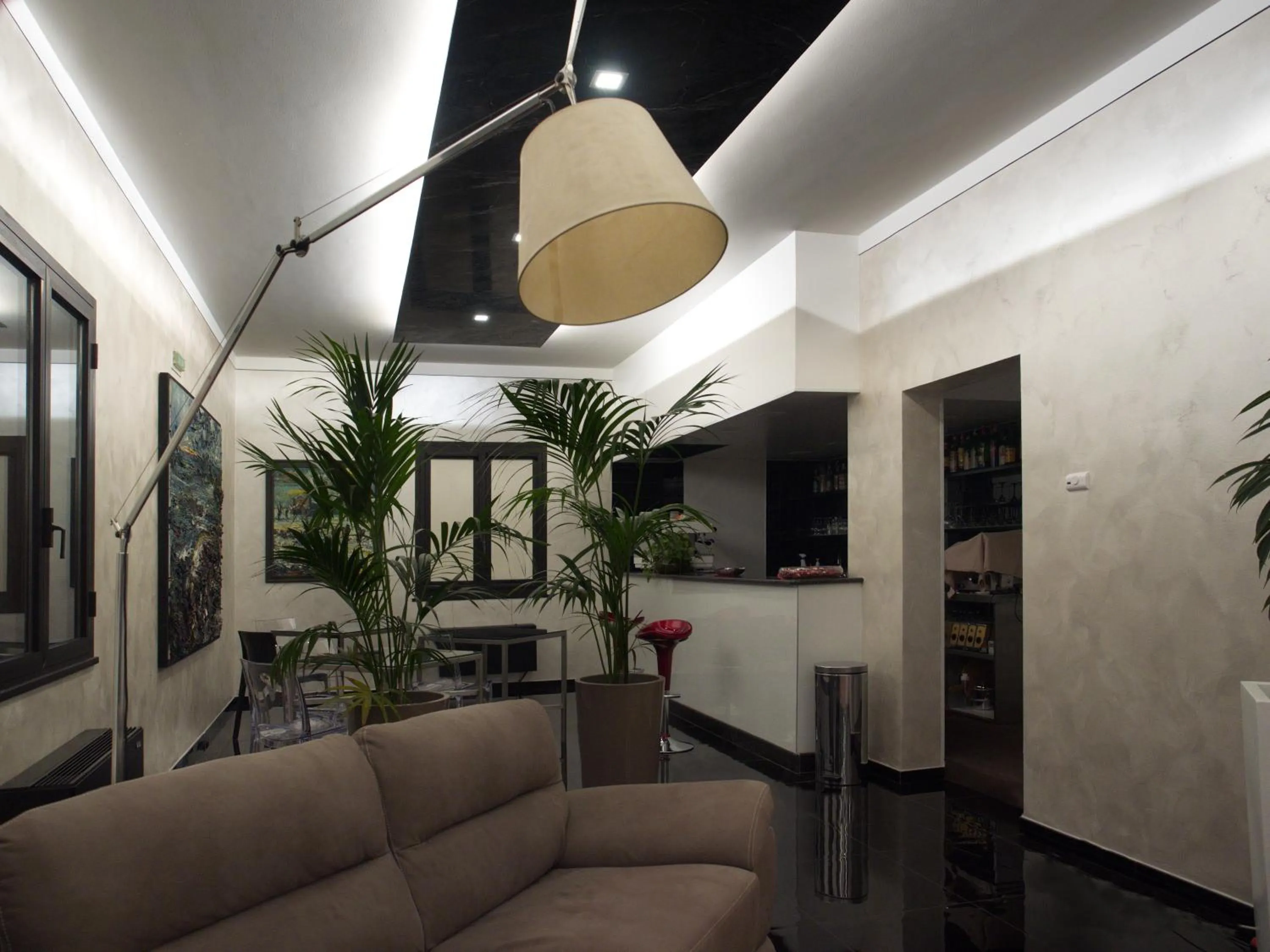 Lounge or bar in Hotel Versailles