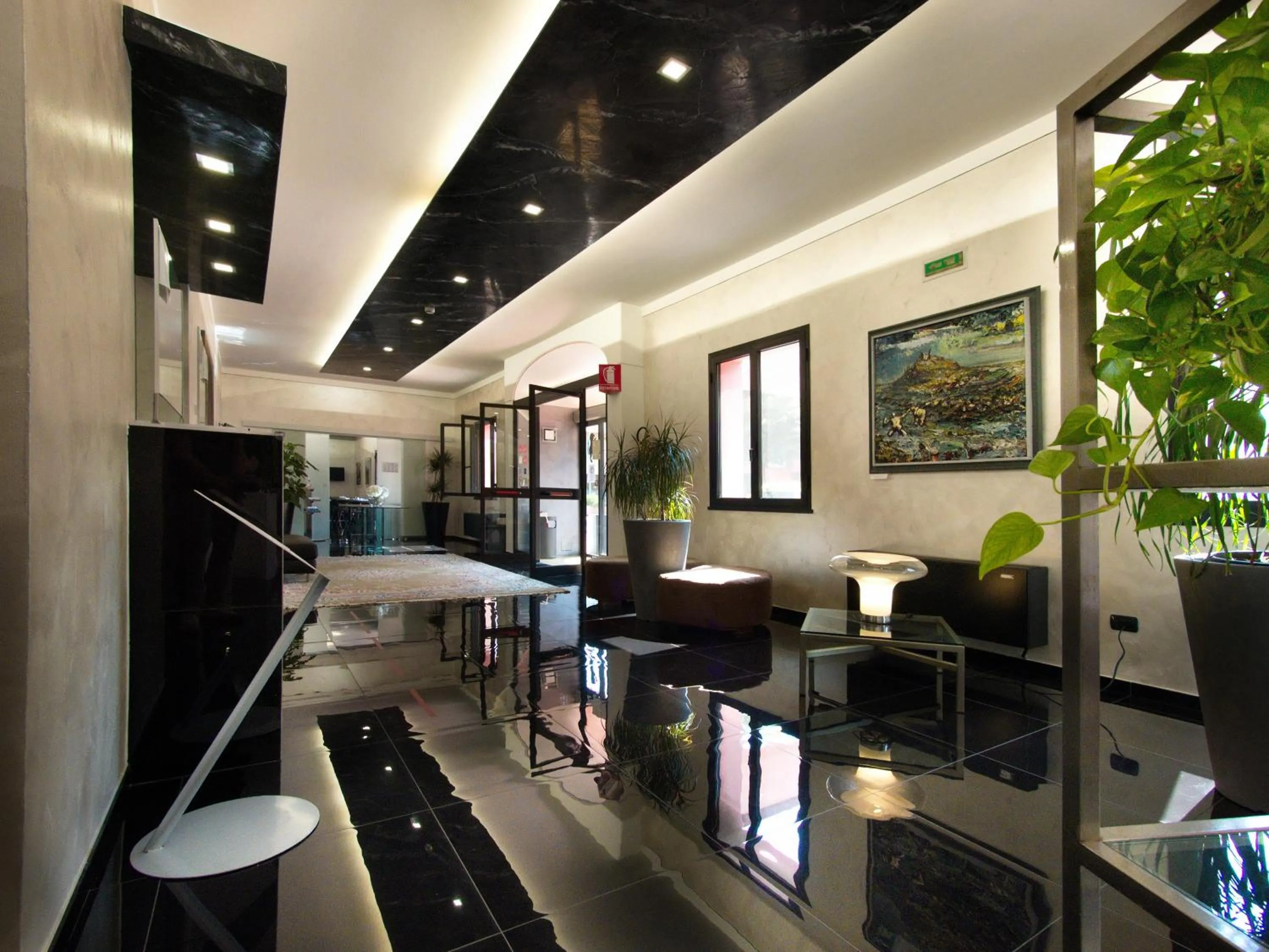 Lobby or reception in Hotel Versailles