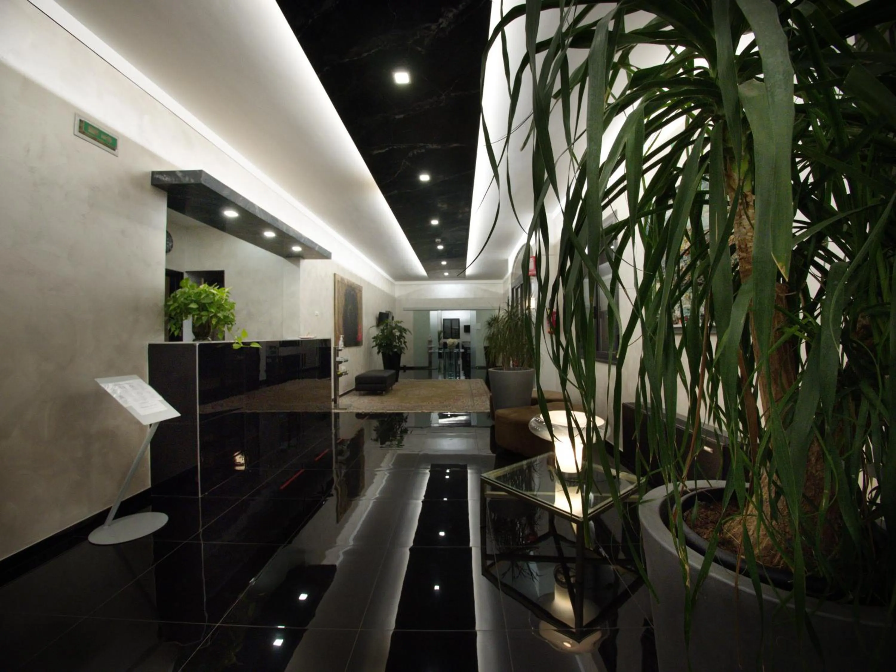 Lobby or reception in Hotel Versailles