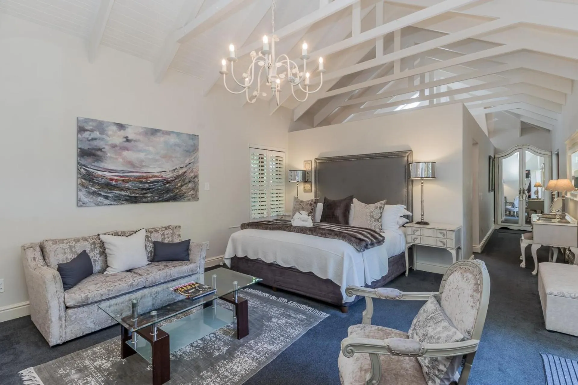 Photo of the whole room, Bed in Fernwood Manor Boutique Guest House