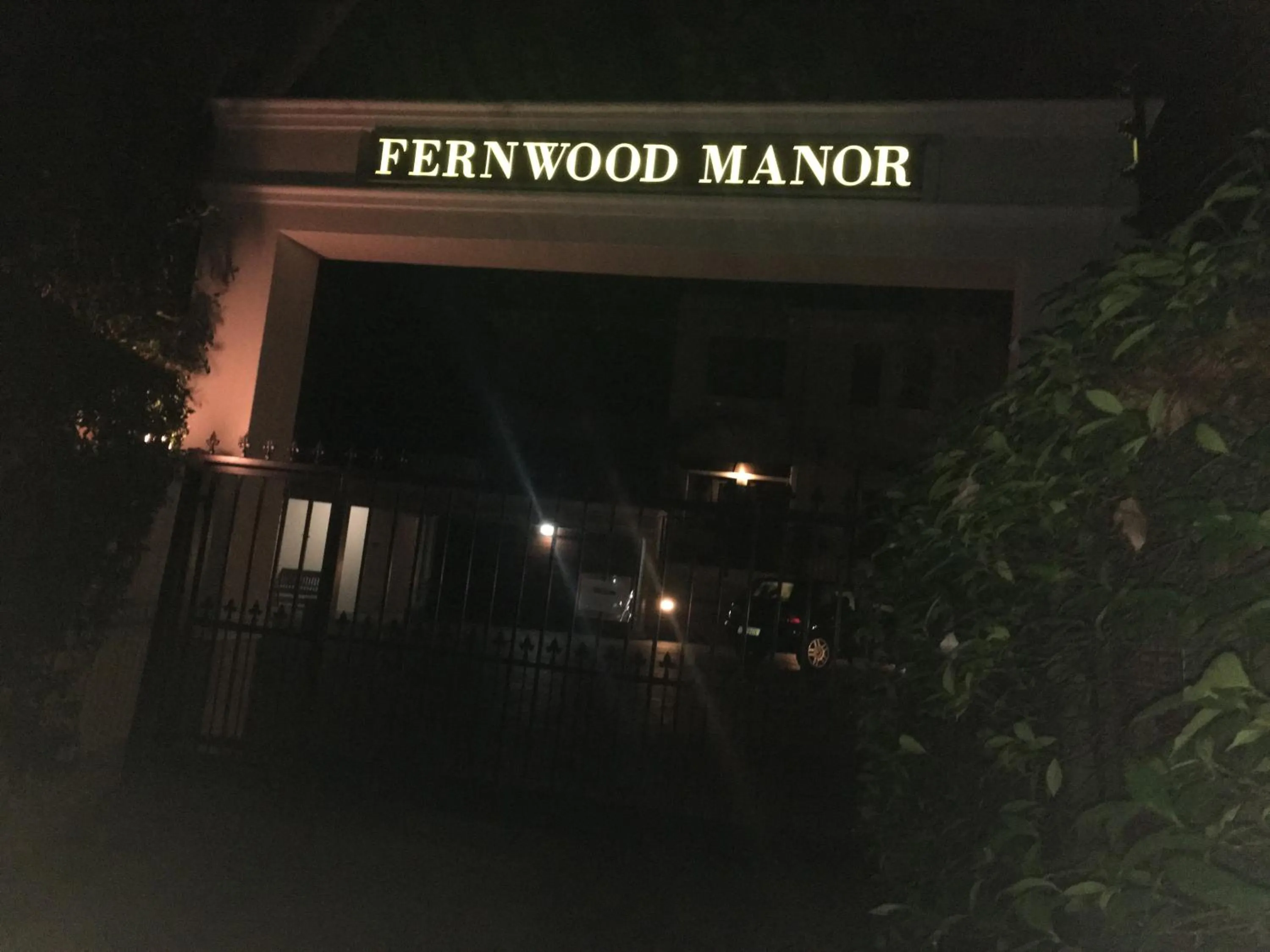 Facade/entrance in Fernwood Manor Boutique Guest House