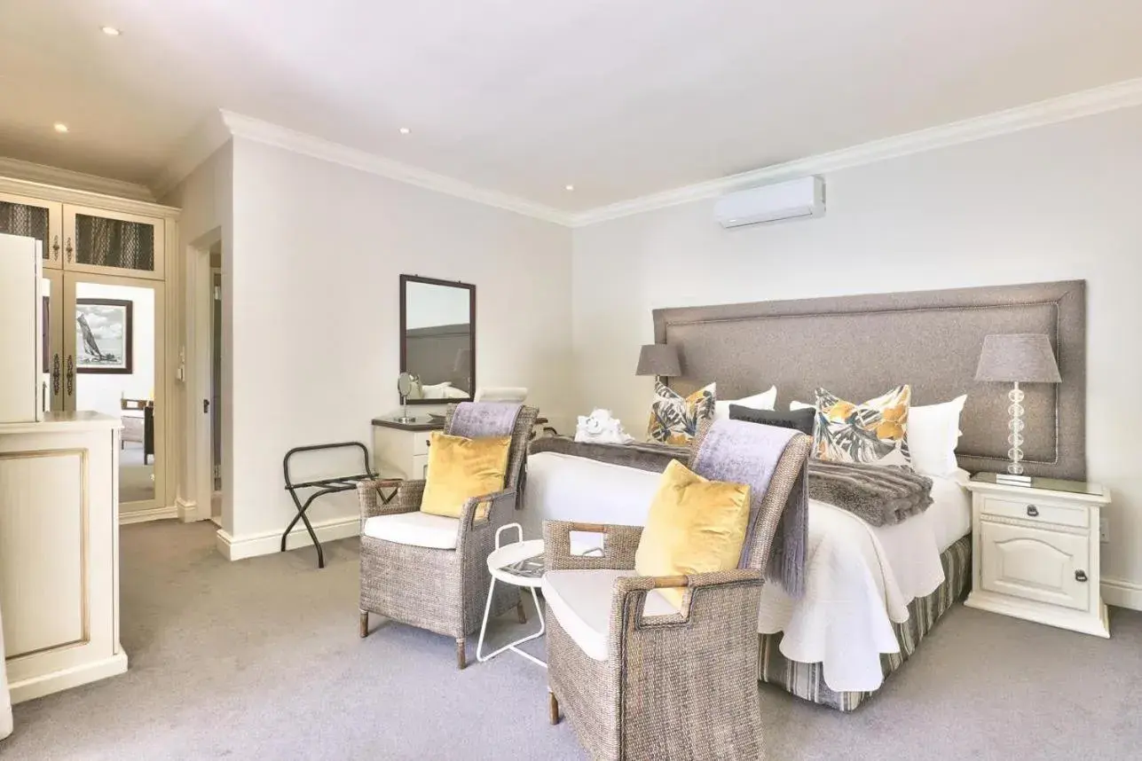 Photo of the whole room, Bed in Fernwood Manor Boutique Guest House Photo of the whole room, Bed in Fernwood Manor Boutique Guest House