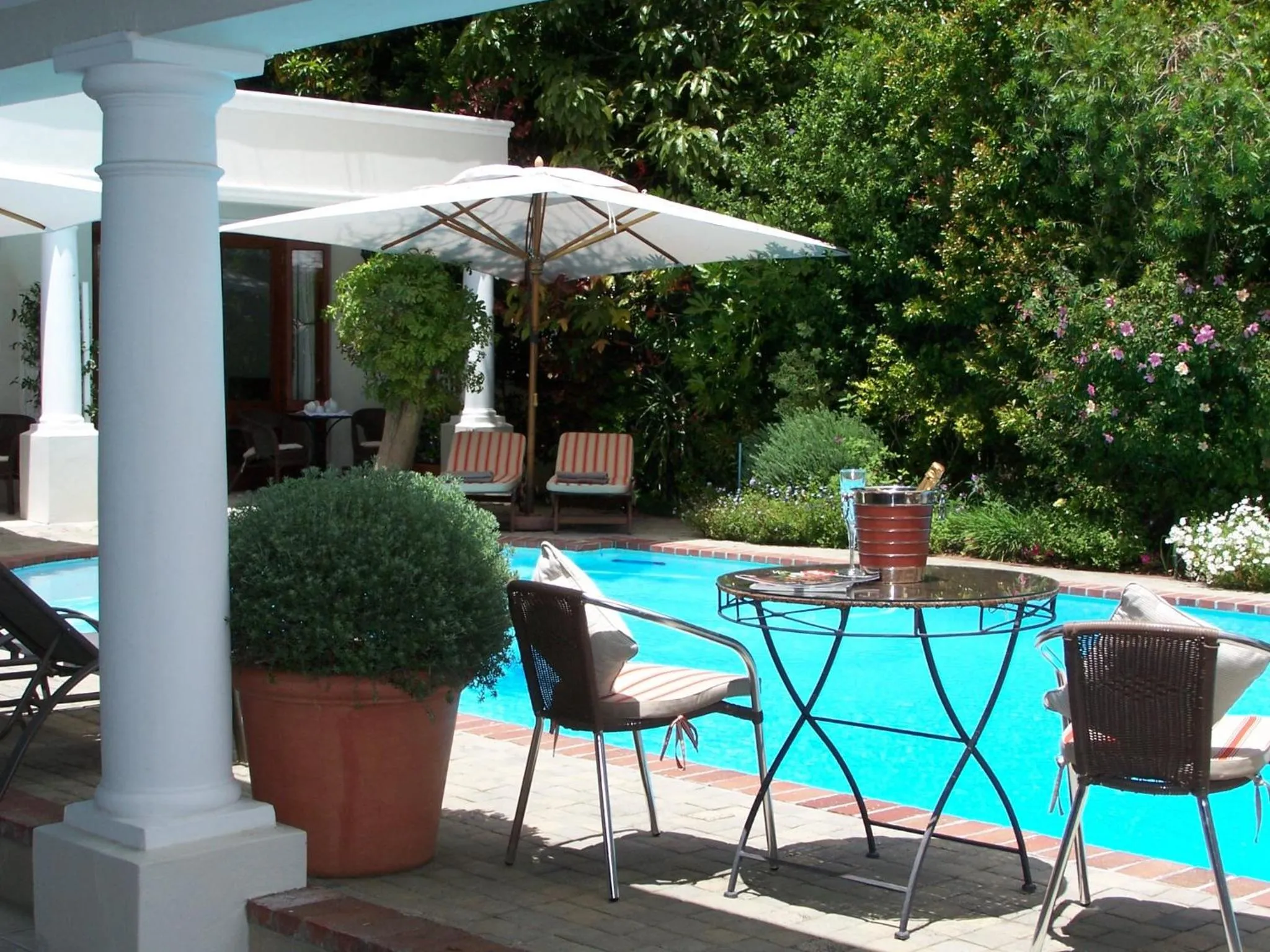 Swimming pool in Fernwood Manor Boutique Guest House