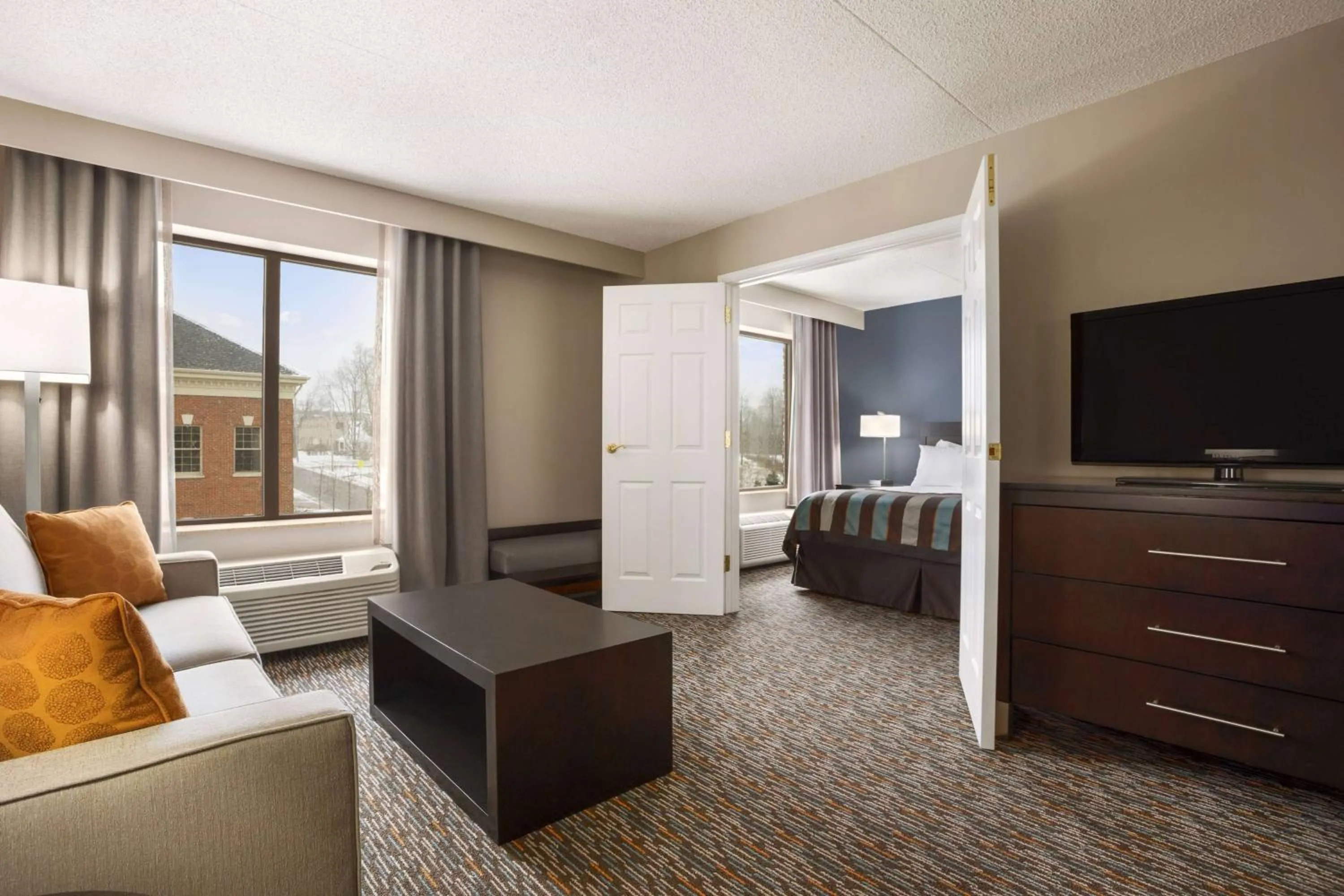 Photo of the whole room, Bed in Wingate by Wyndham Sylvania-Toledo