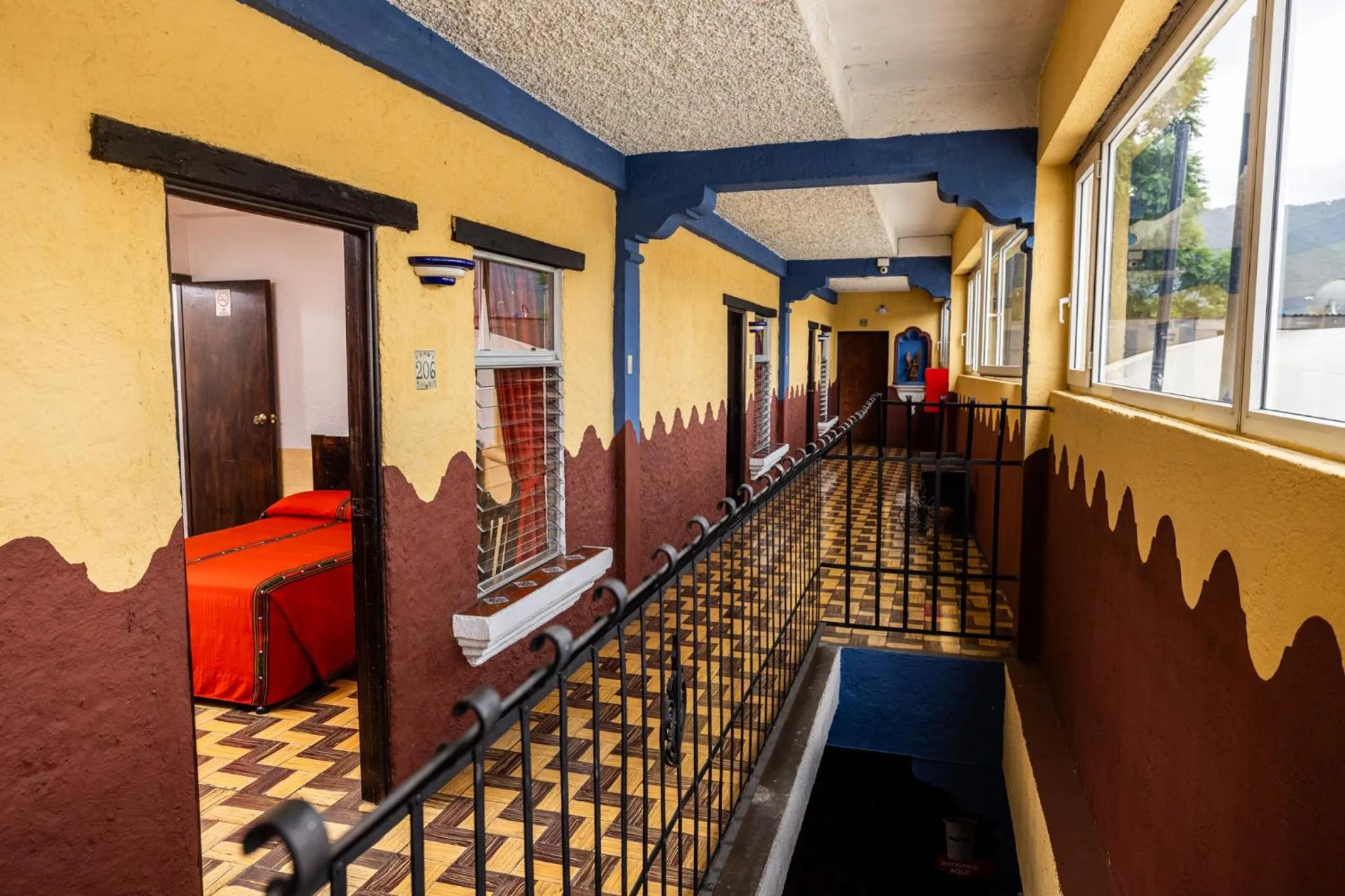 Hotel La Sin Ventura