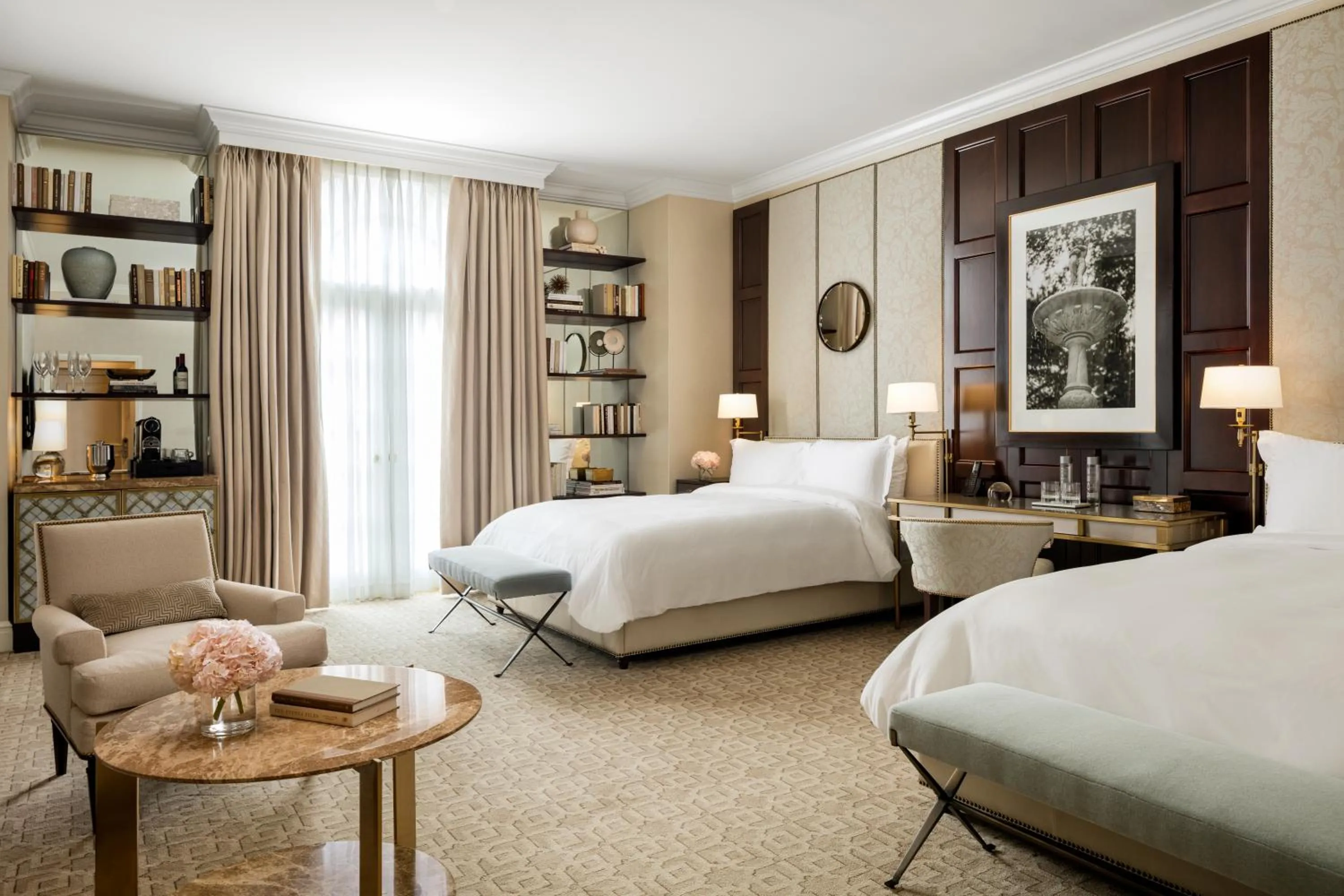 Photo of the whole room, Bed in Rosewood Mansion on Turtle Creek