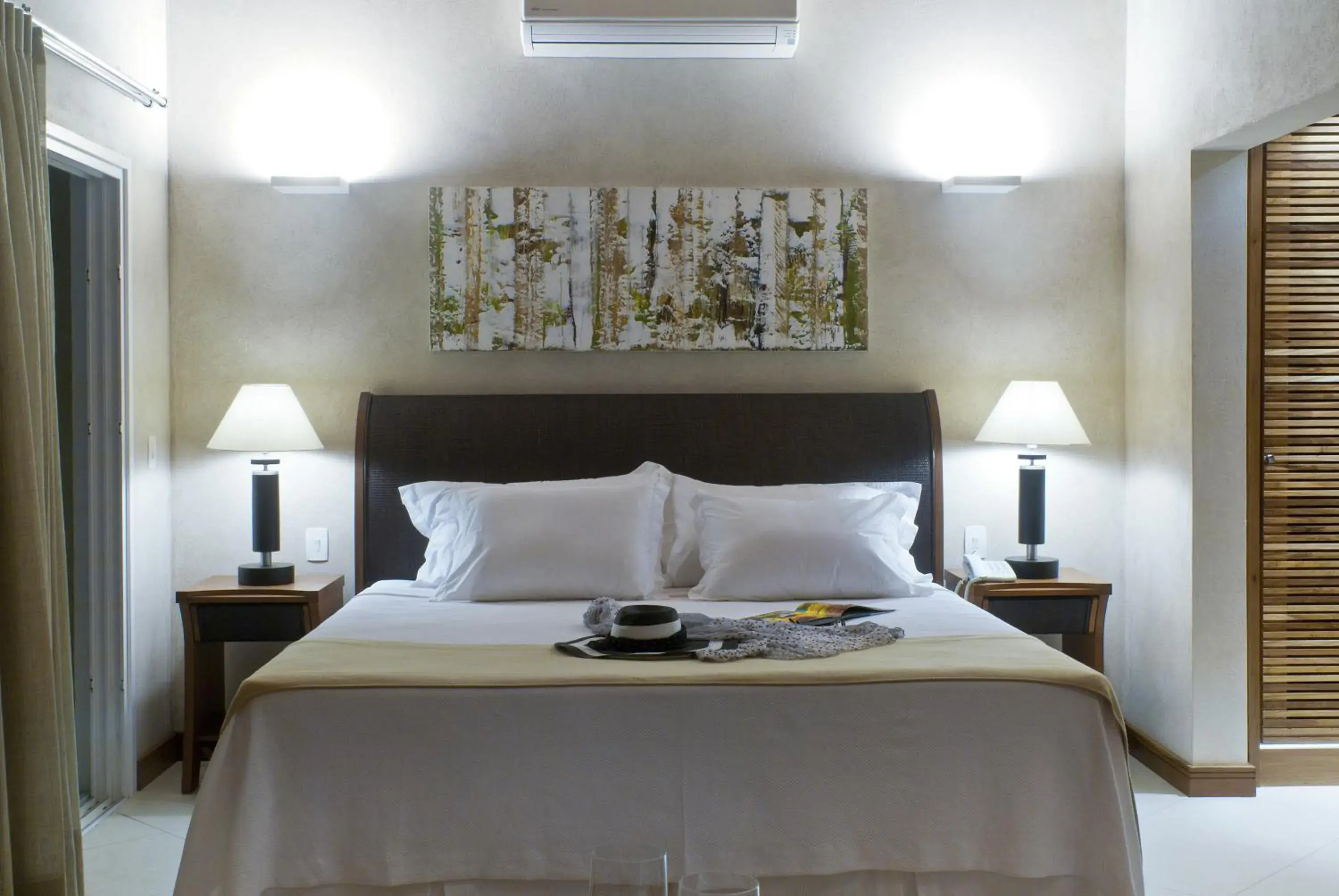 Superior Double Room with Balcony in Abayomi Hotel Superior Double Room with Balcony in Abayomi Hotel