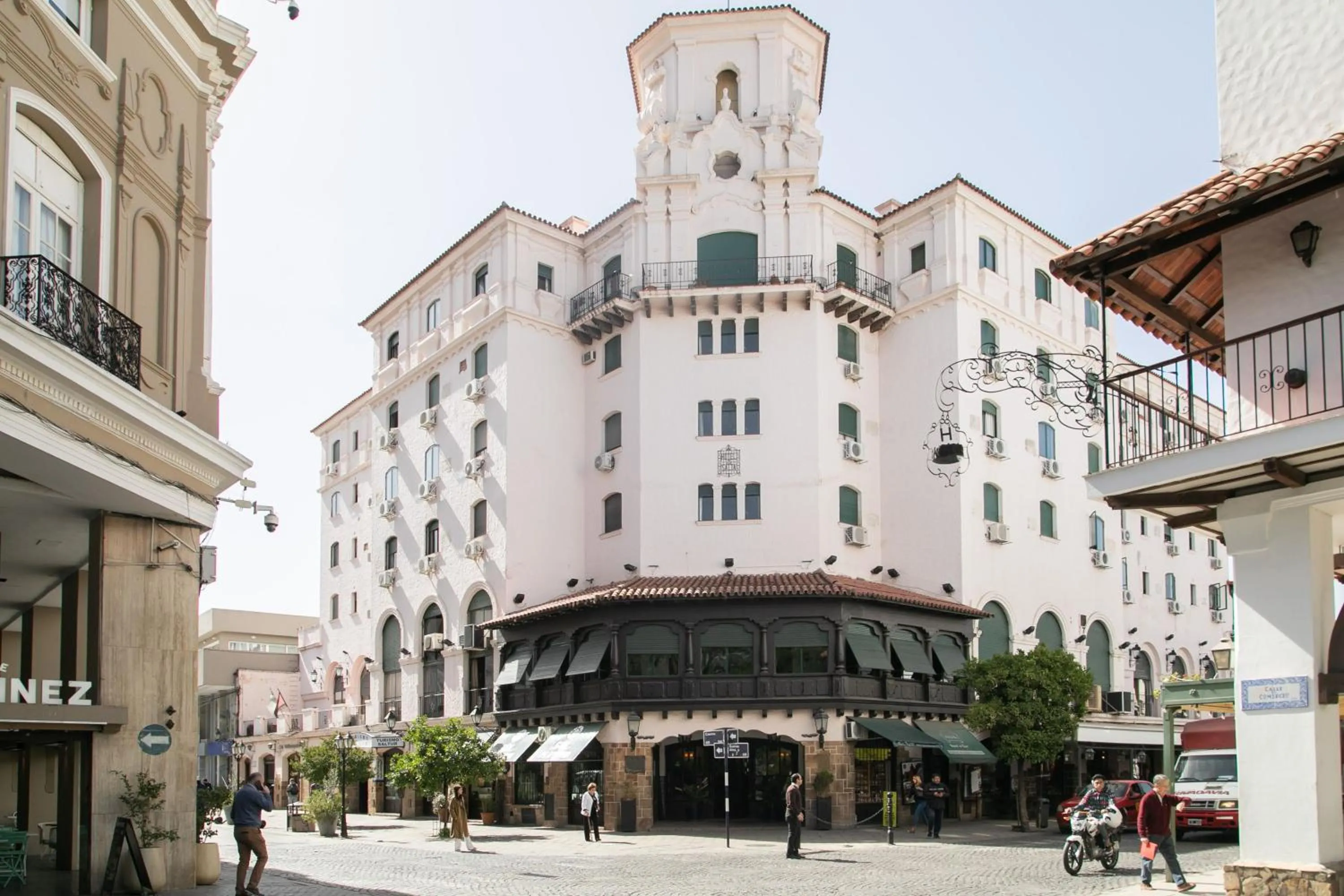 Property building in Hotel Salta