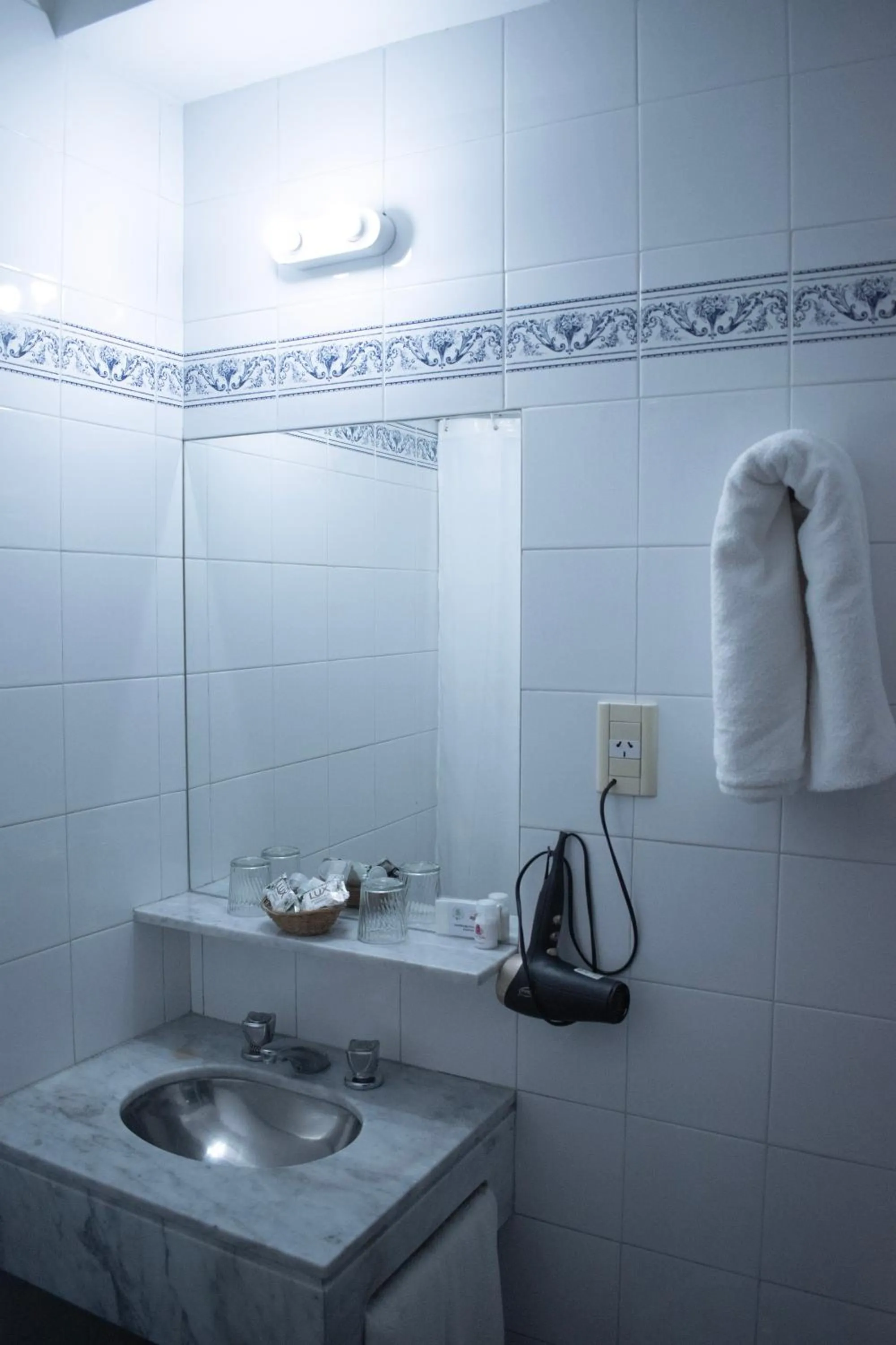 Bathroom in Hotel Salta