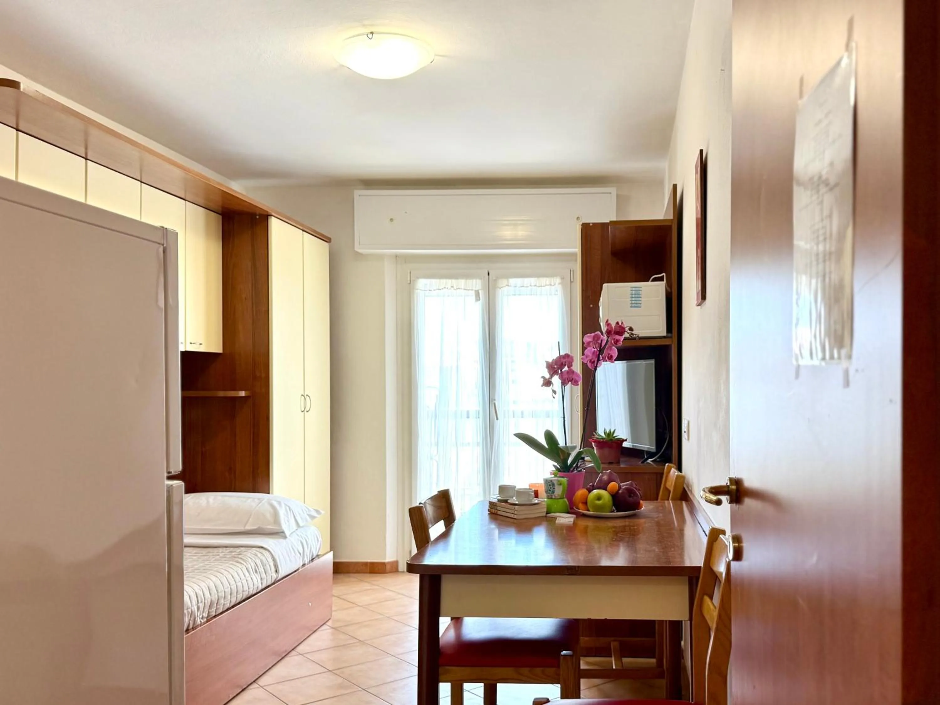 Dining area, Bed in Residence Algarve