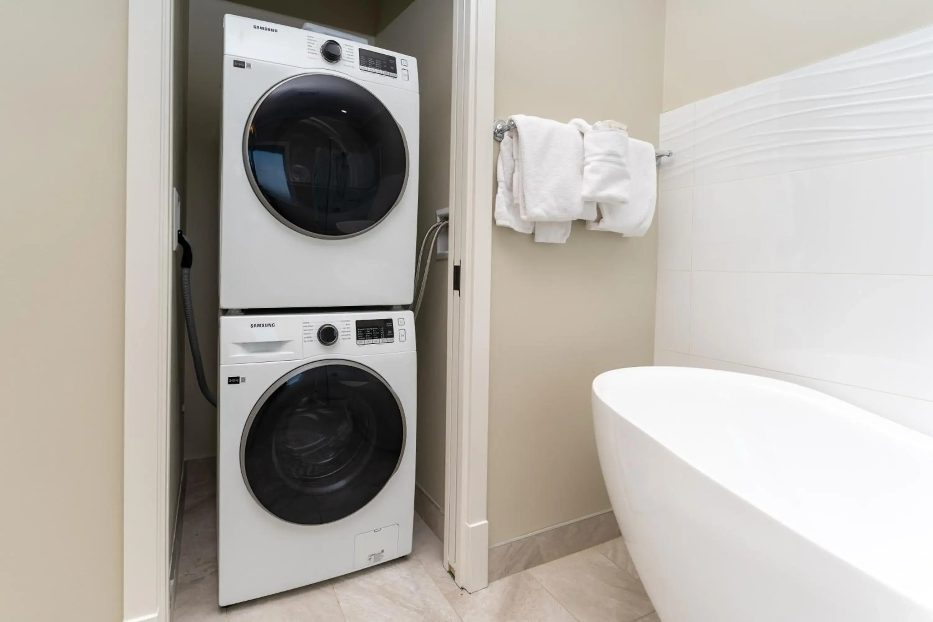 laundry in SookePoint Ocean Cottage Resort laundry in SookePoint Ocean Cottage Resort