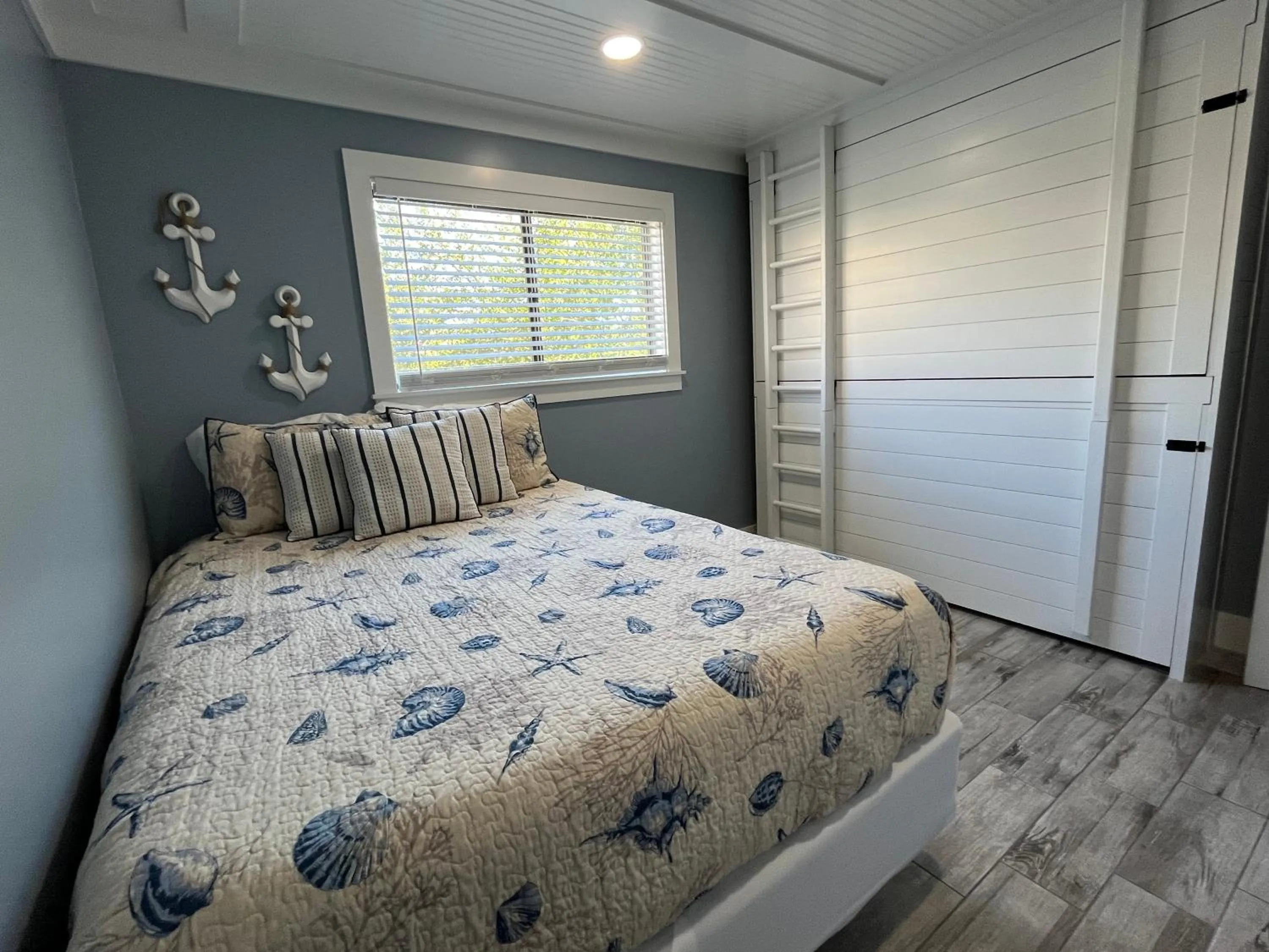 Bed in Seas the Day - Boardwalk to the Beach, 3 pools, Tennis