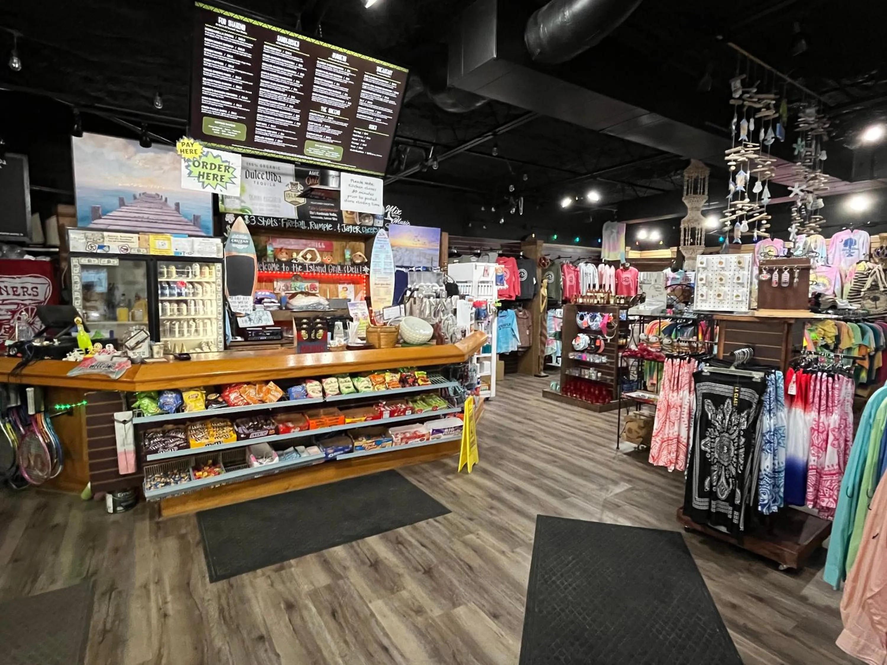 Restaurant/places to eat in Seas the Day - Boardwalk to the Beach, 3 pools, Tennis