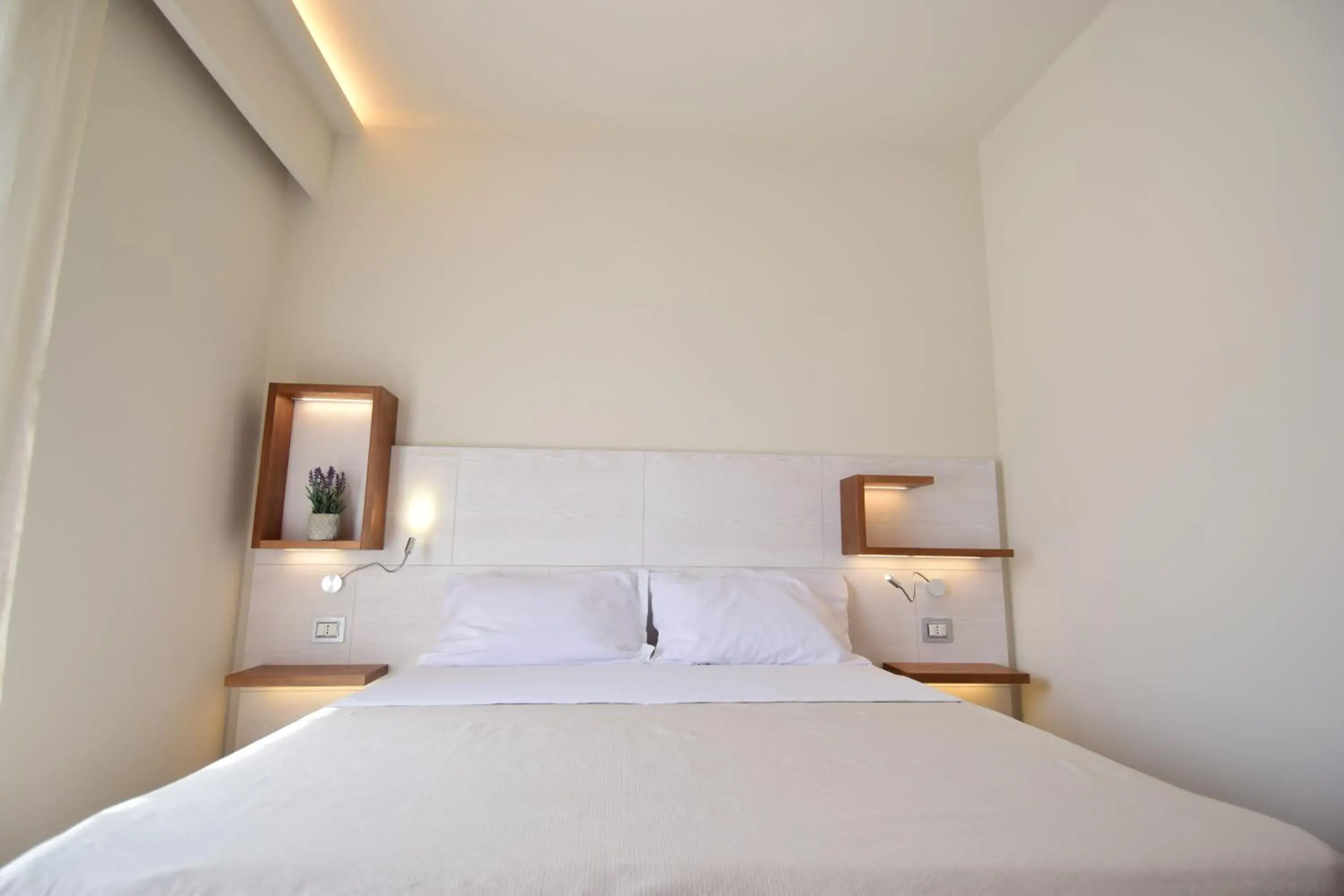 Double Room with Mountain View in B&B Maestrale Double Room with Mountain View in B&B Maestrale