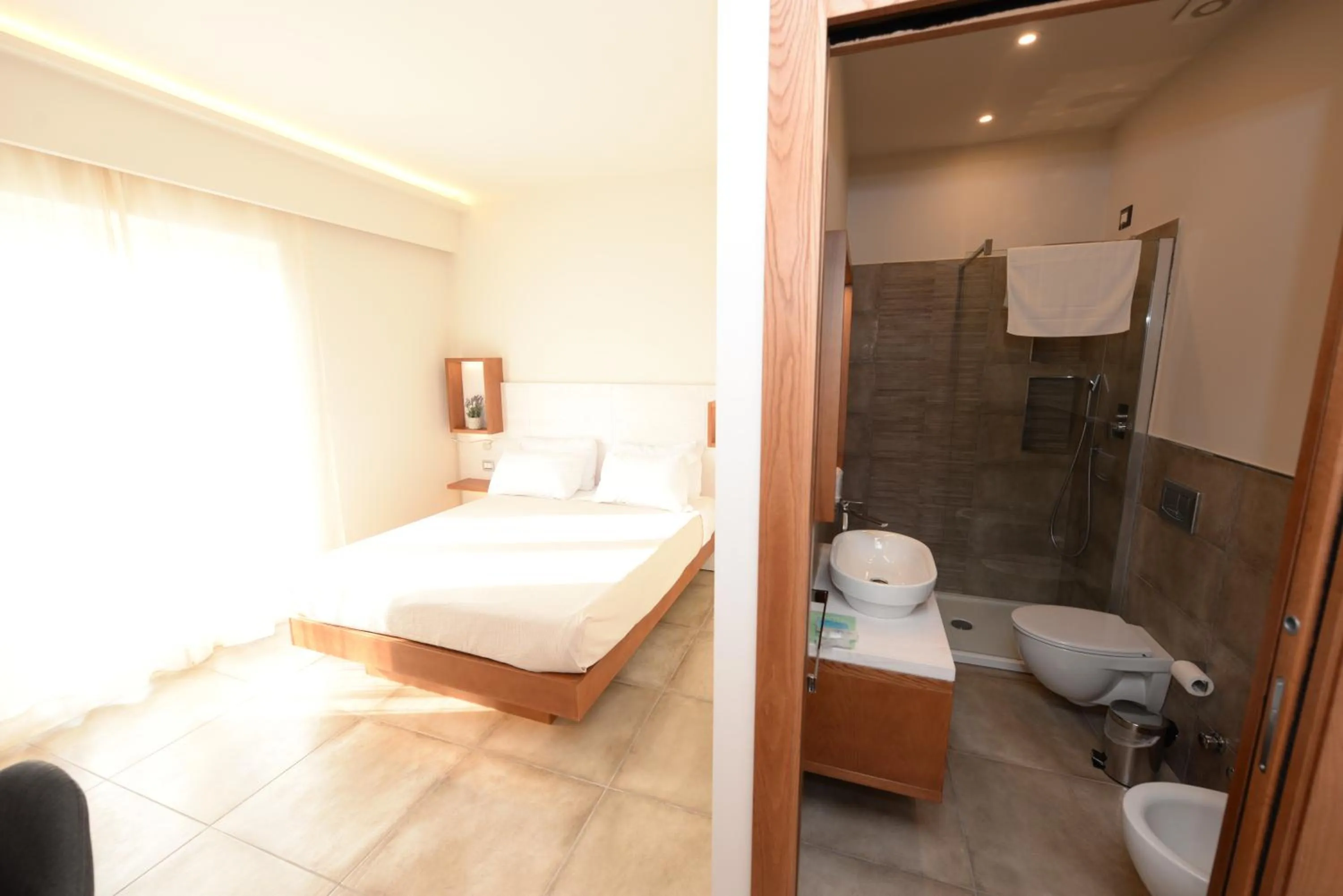 Bathroom, Bed in B&B Maestrale