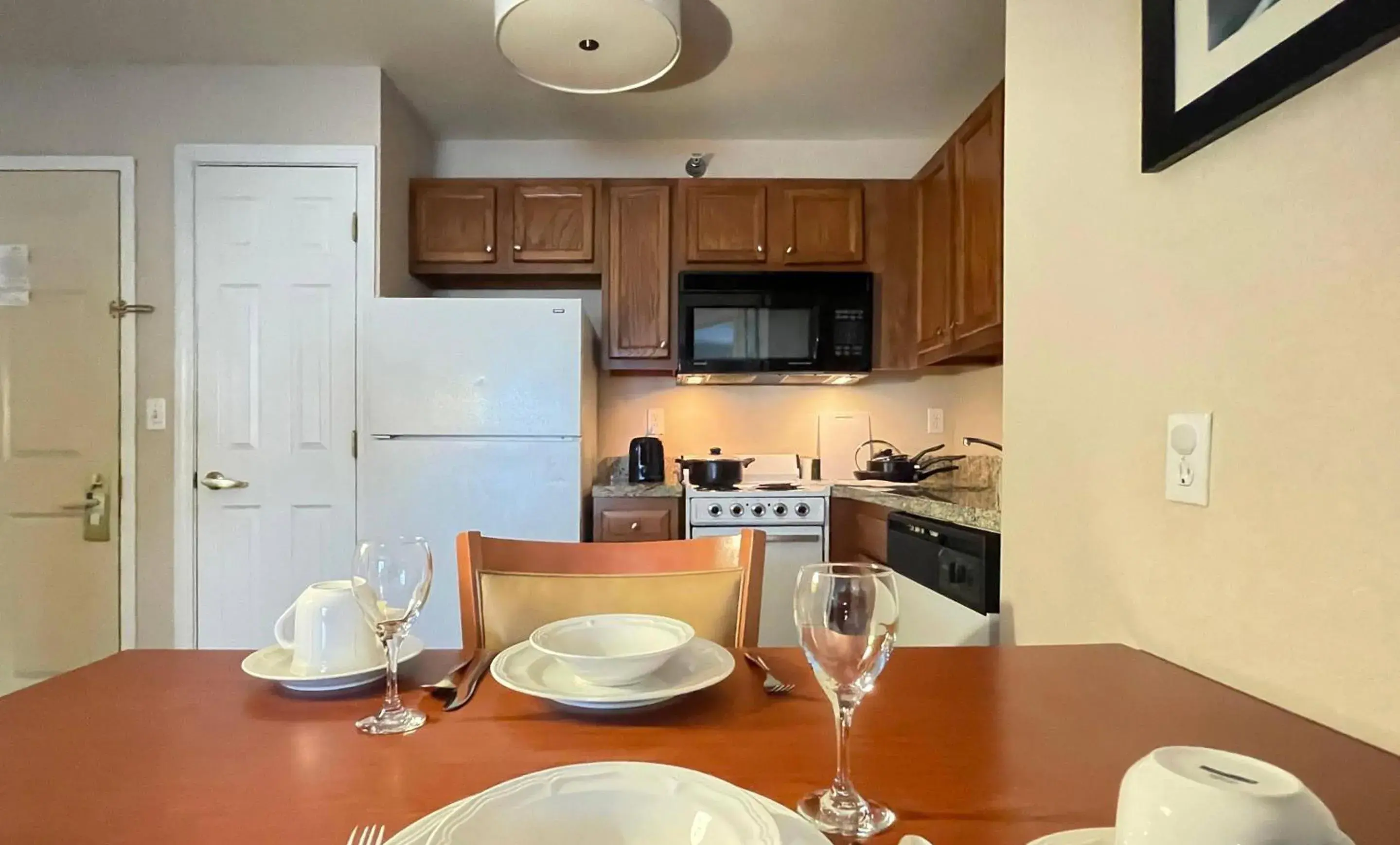 Bedroom in Smart Suites, an Ascend Collection Hotel Bedroom in Smart Suites, an Ascend Collection Hotel