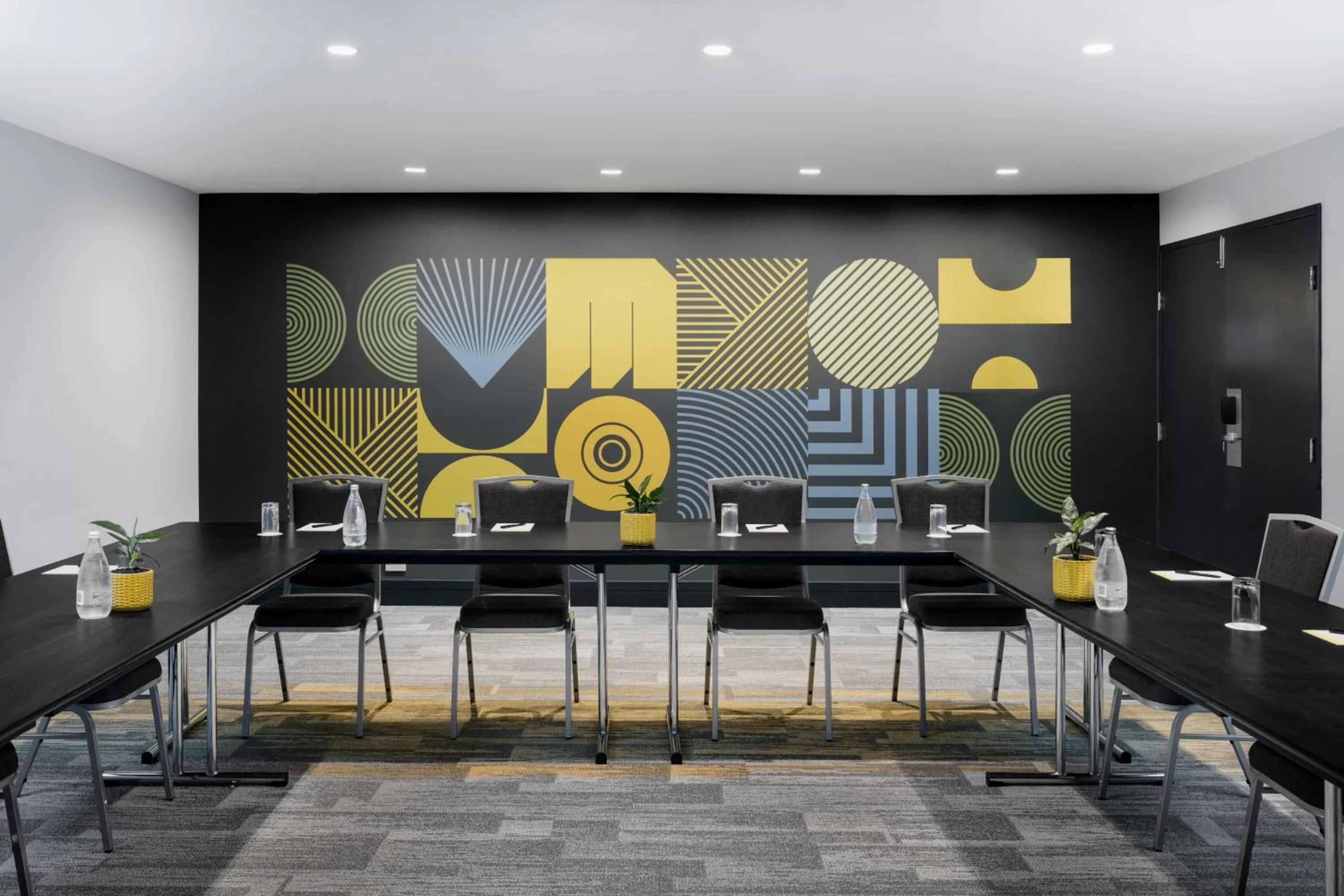 Meeting/conference room in voco Brisbane City Centre by IHG