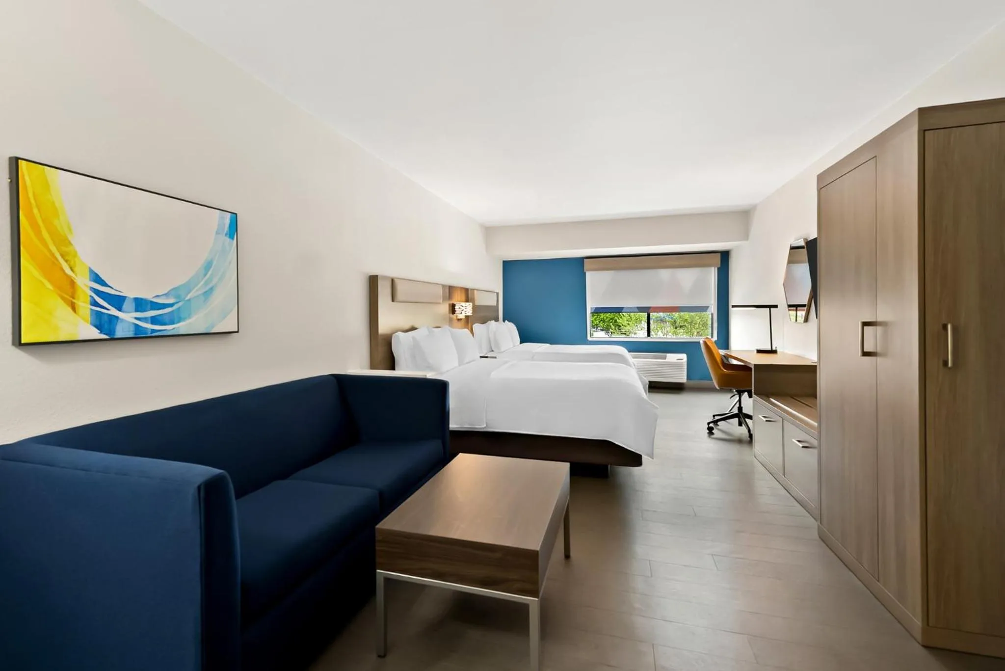 Photo of the whole room, Bed in Holiday Inn Express & Suites Raleigh NE - Medical Ctr Area by IHG