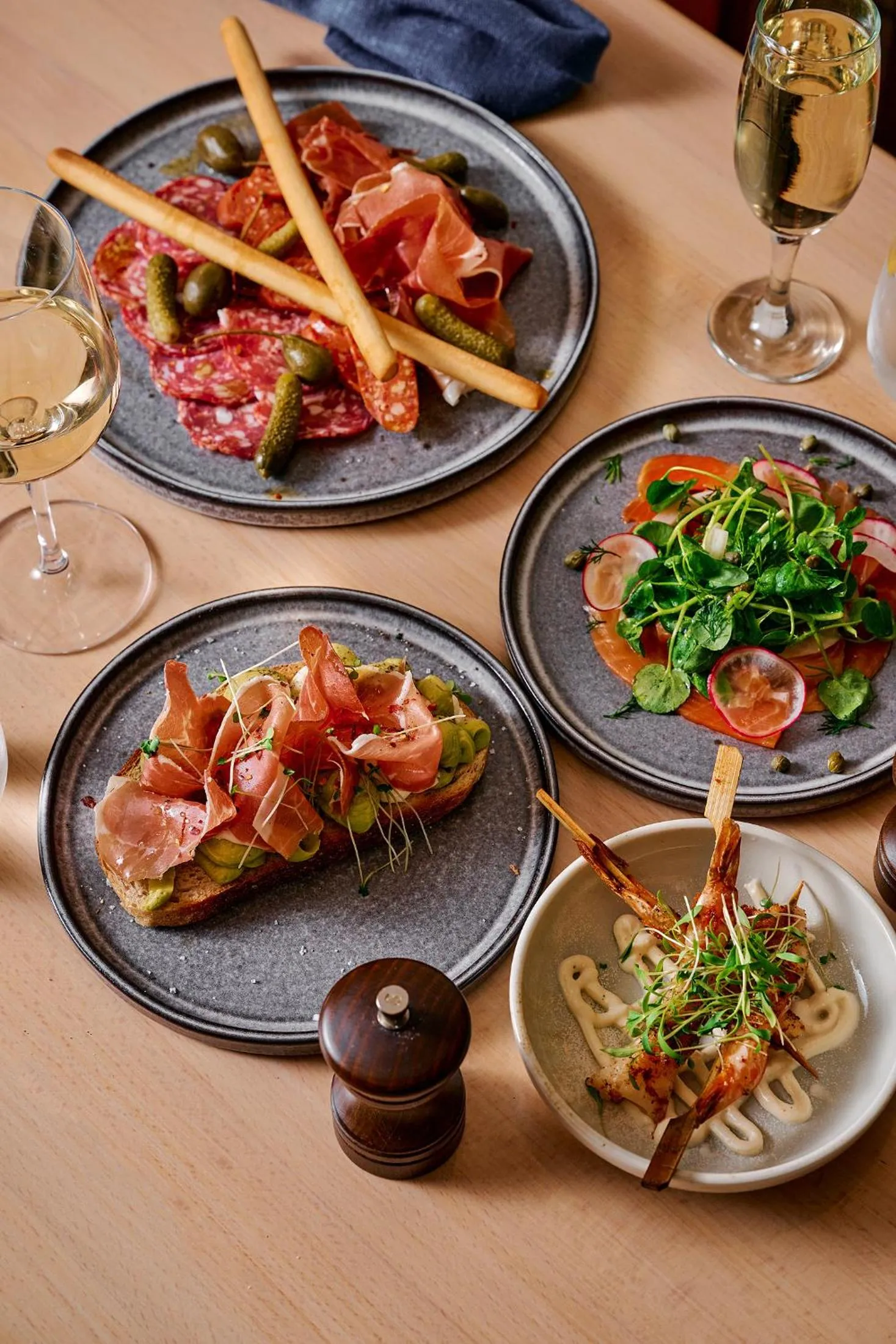 Restaurant/places to eat in Rydges Geelong