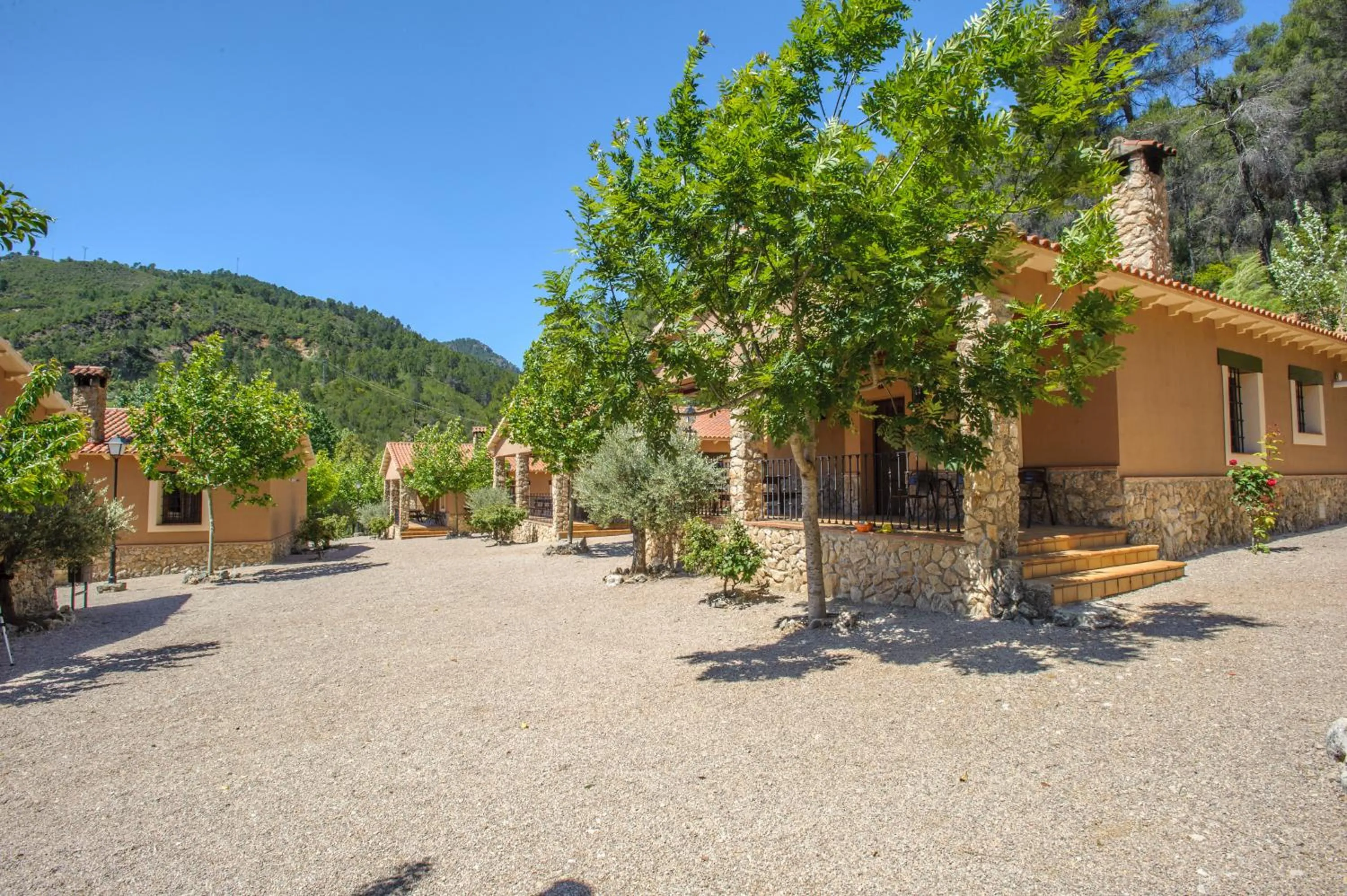 Casas rurales Batan Rio Tus