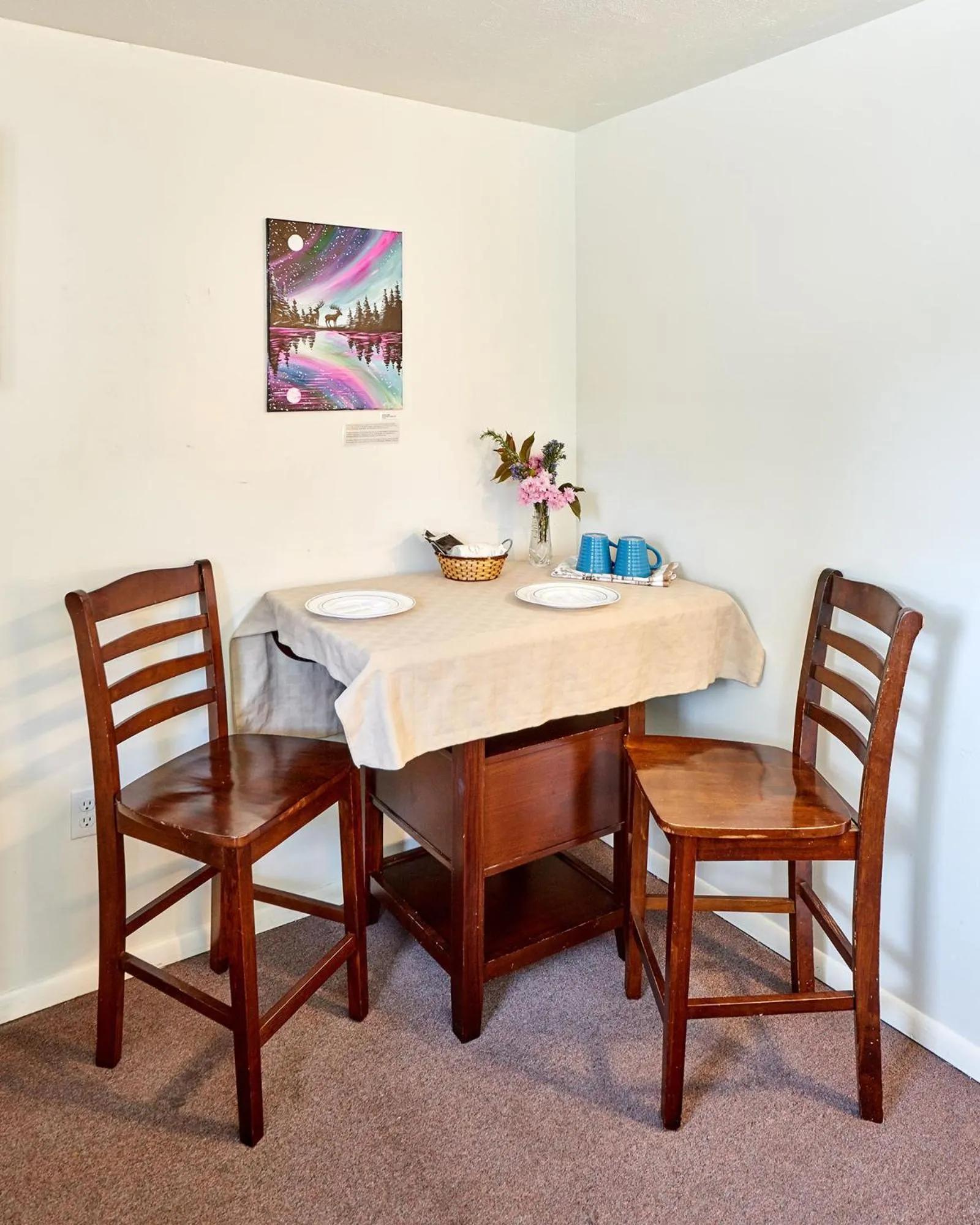 Decorative detail in Arbor Inn Motel Oakridge