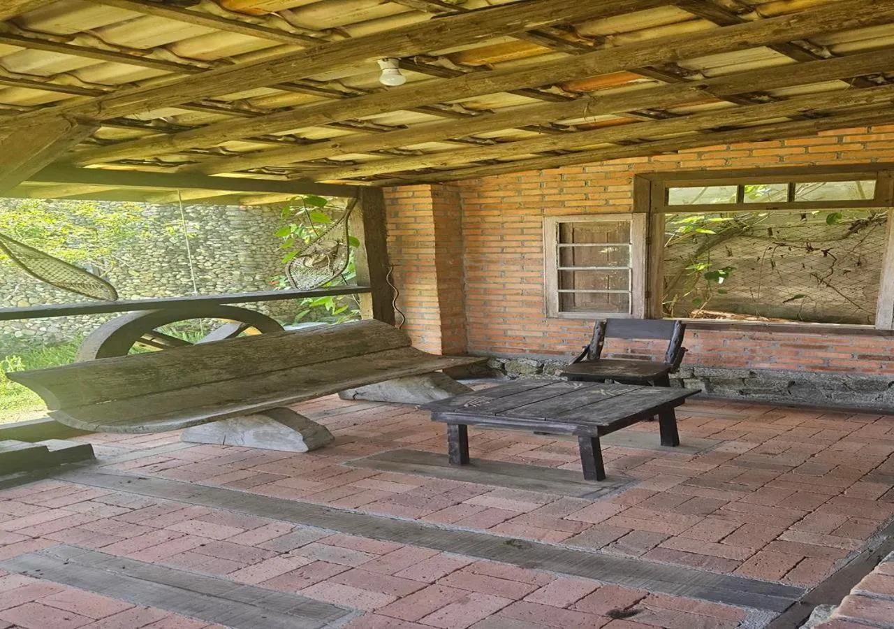 Living room in Pousada Meia Lua