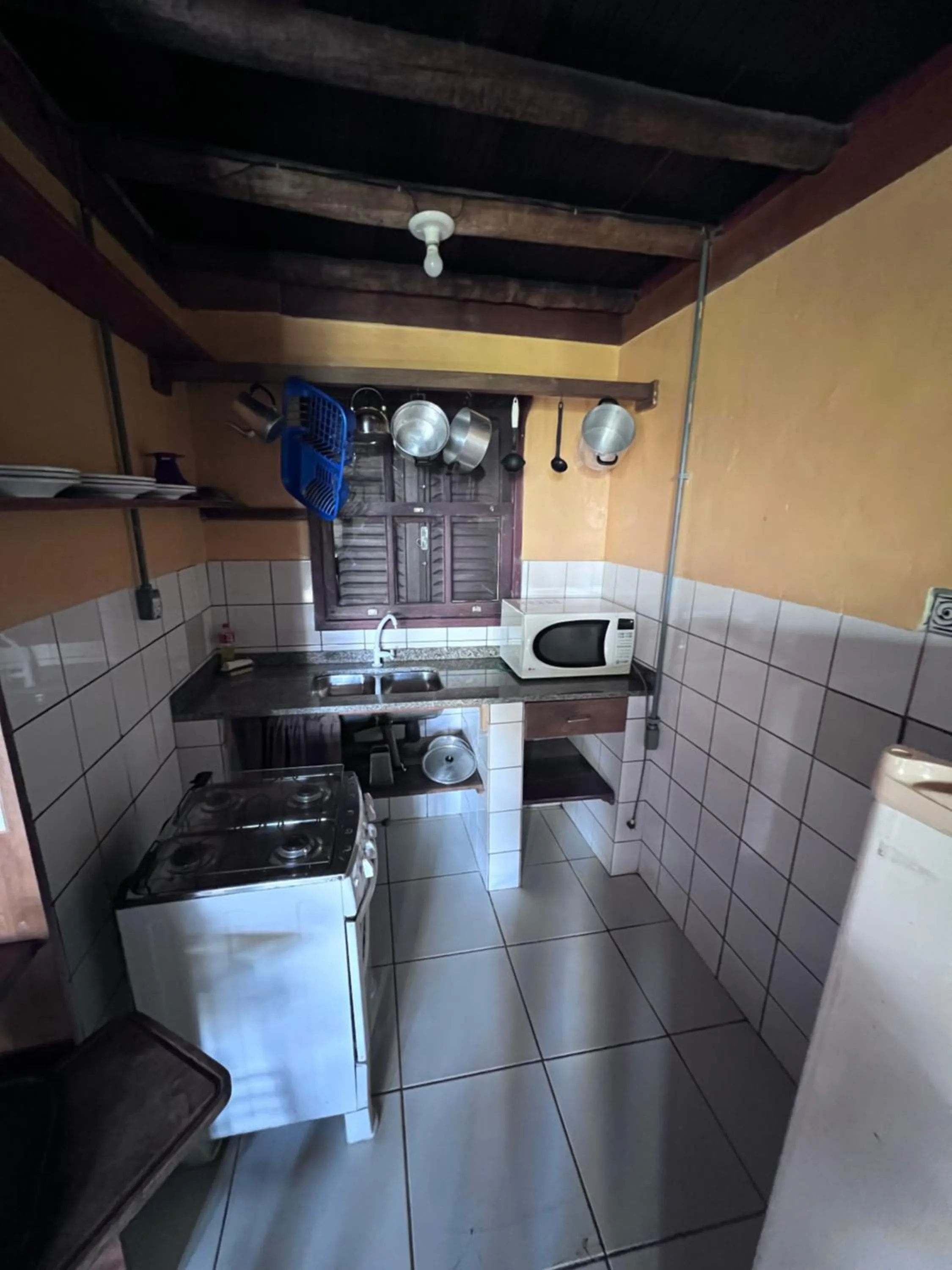 Kitchen or kitchenette in Pousada Meia Lua