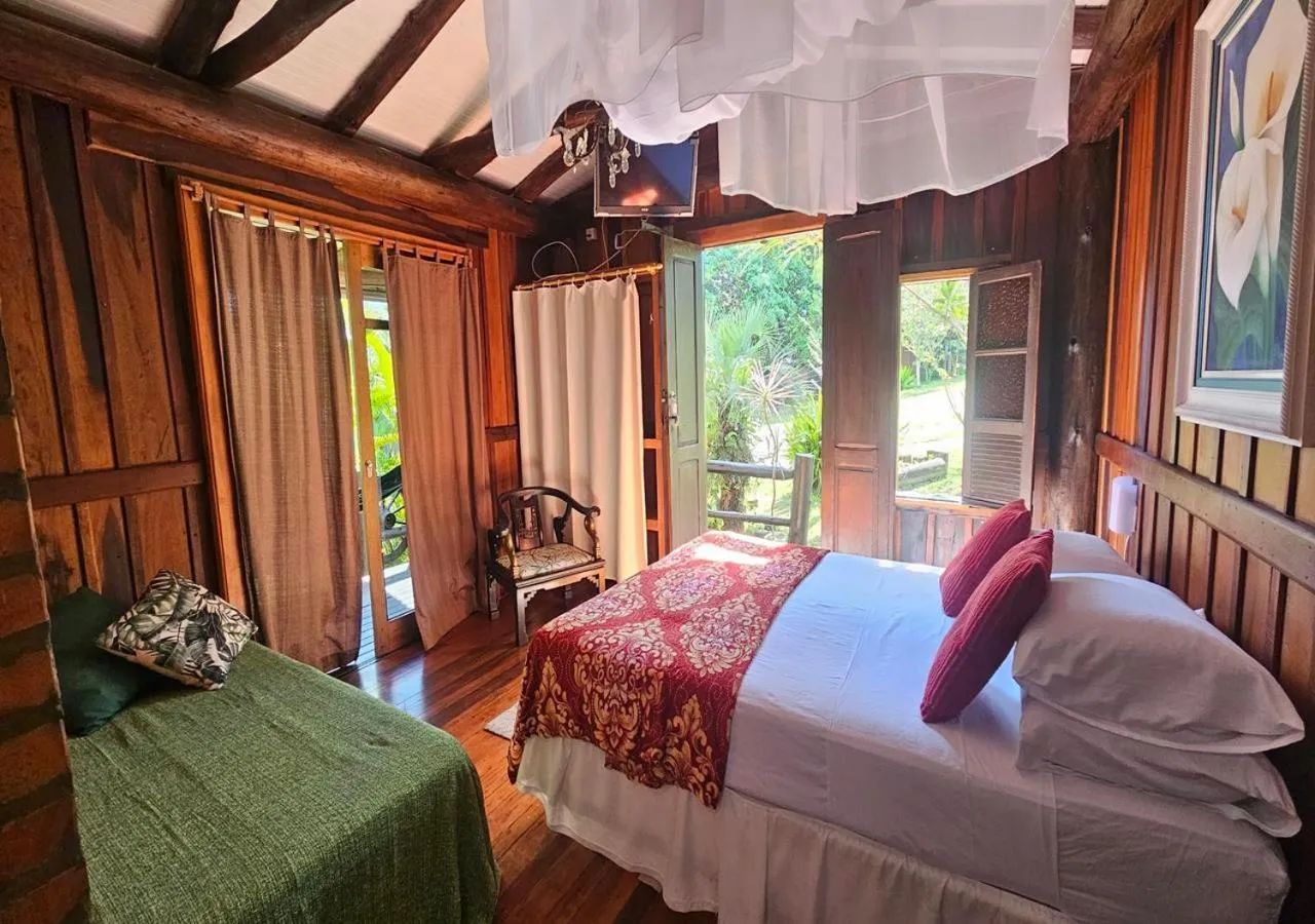 Bedroom, Bed in Pousada Meia Lua