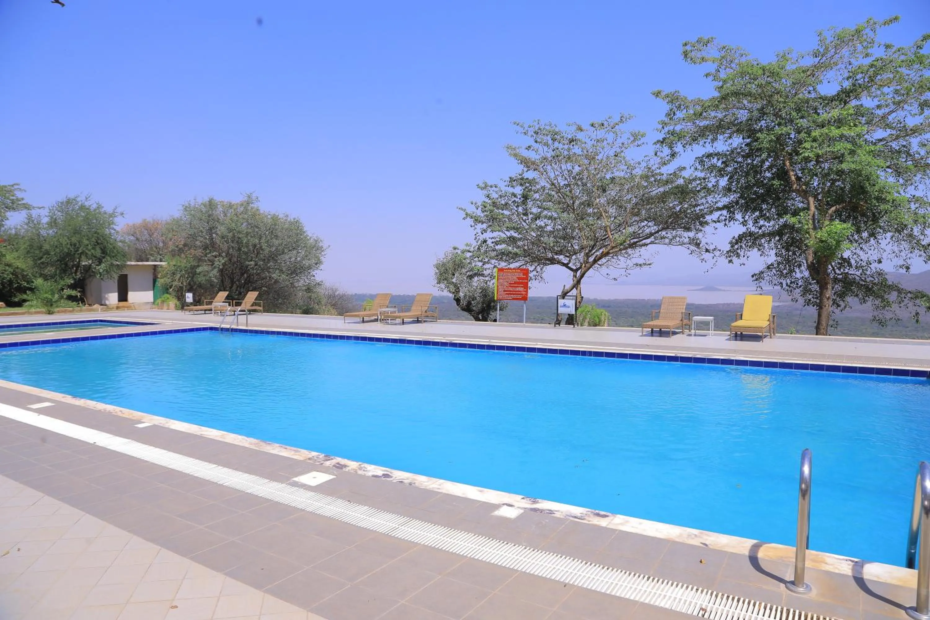 Swimming pool in Haile Resort Arbaminch