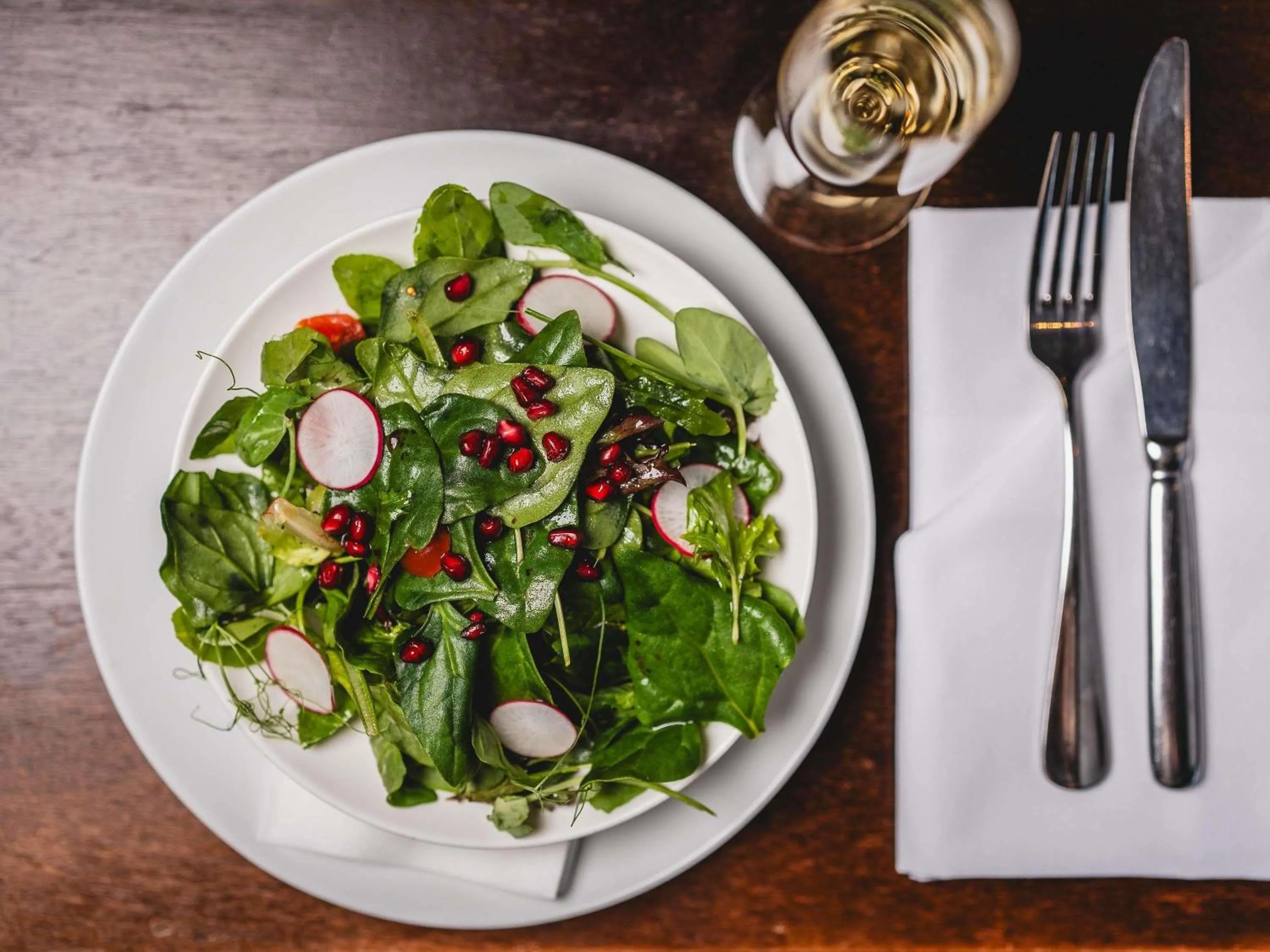 Restaurant/places to eat in Novotel Canberra