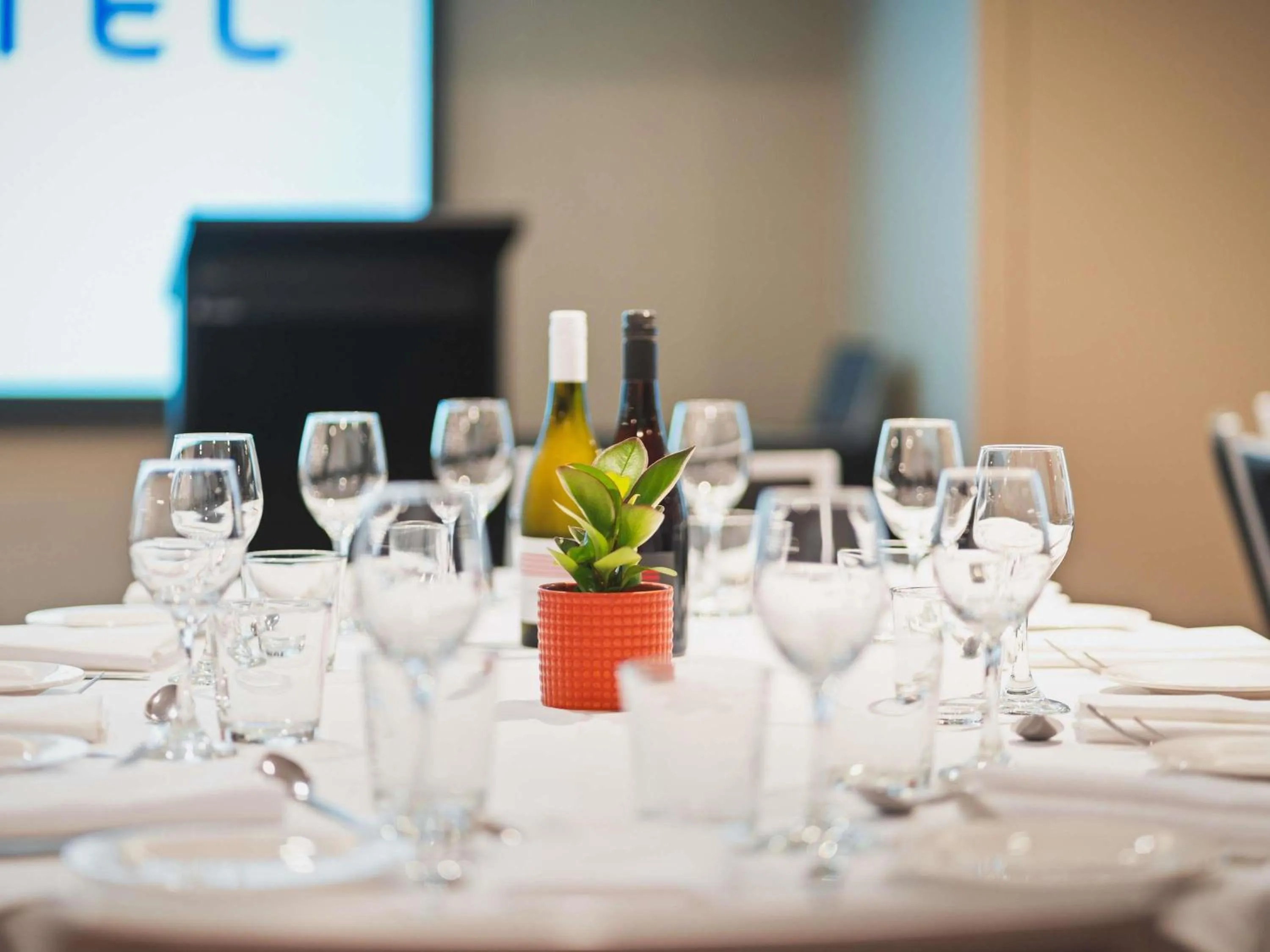 Meeting/conference room in Novotel Canberra