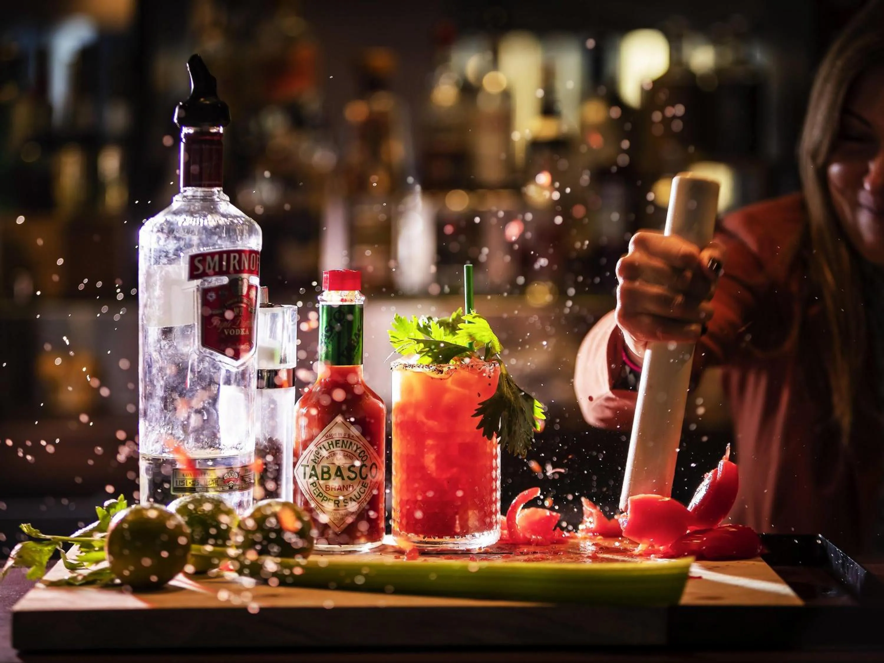 Lounge or bar in Novotel Canberra