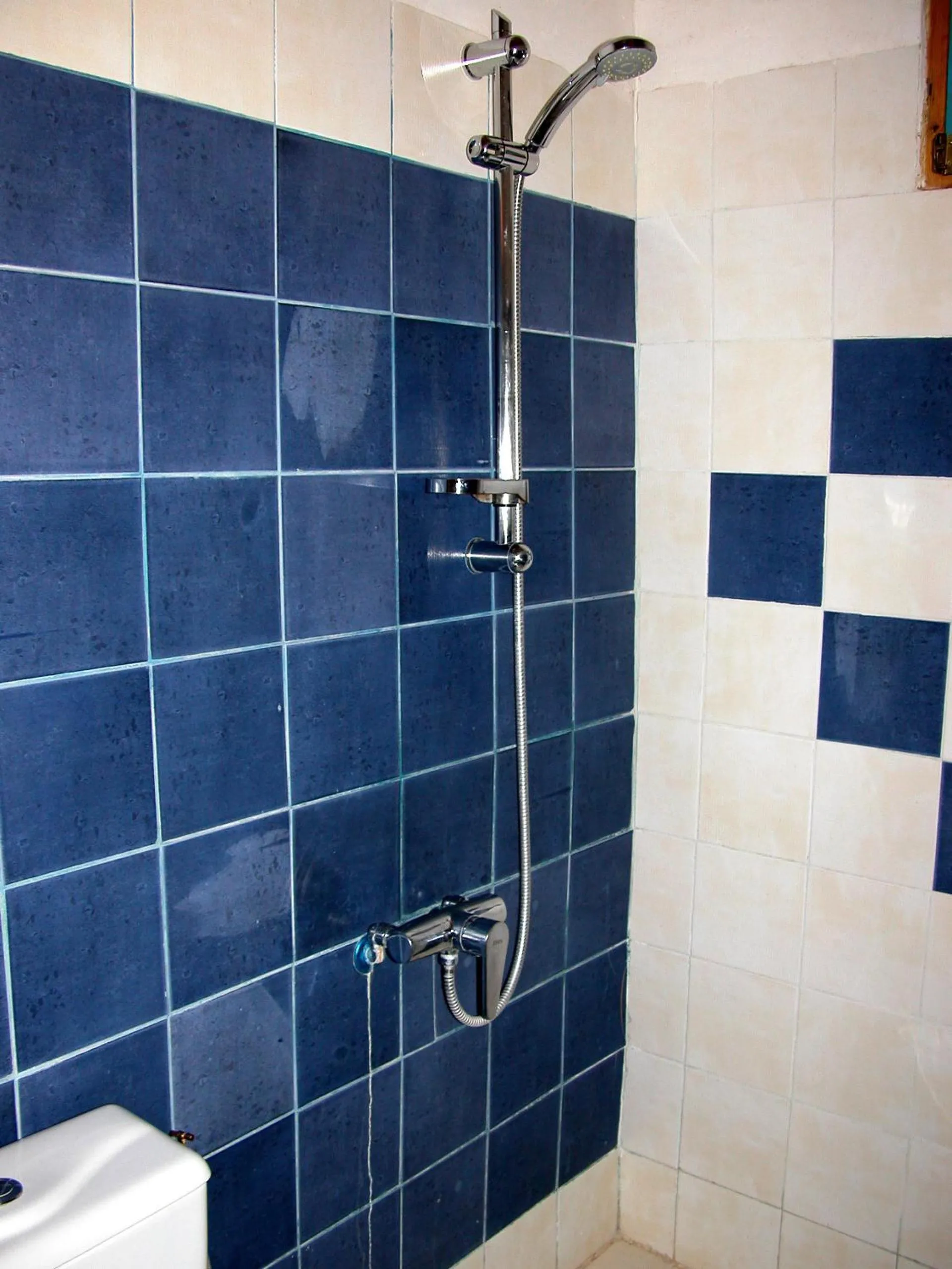 Bathroom in Kasbah Iswan