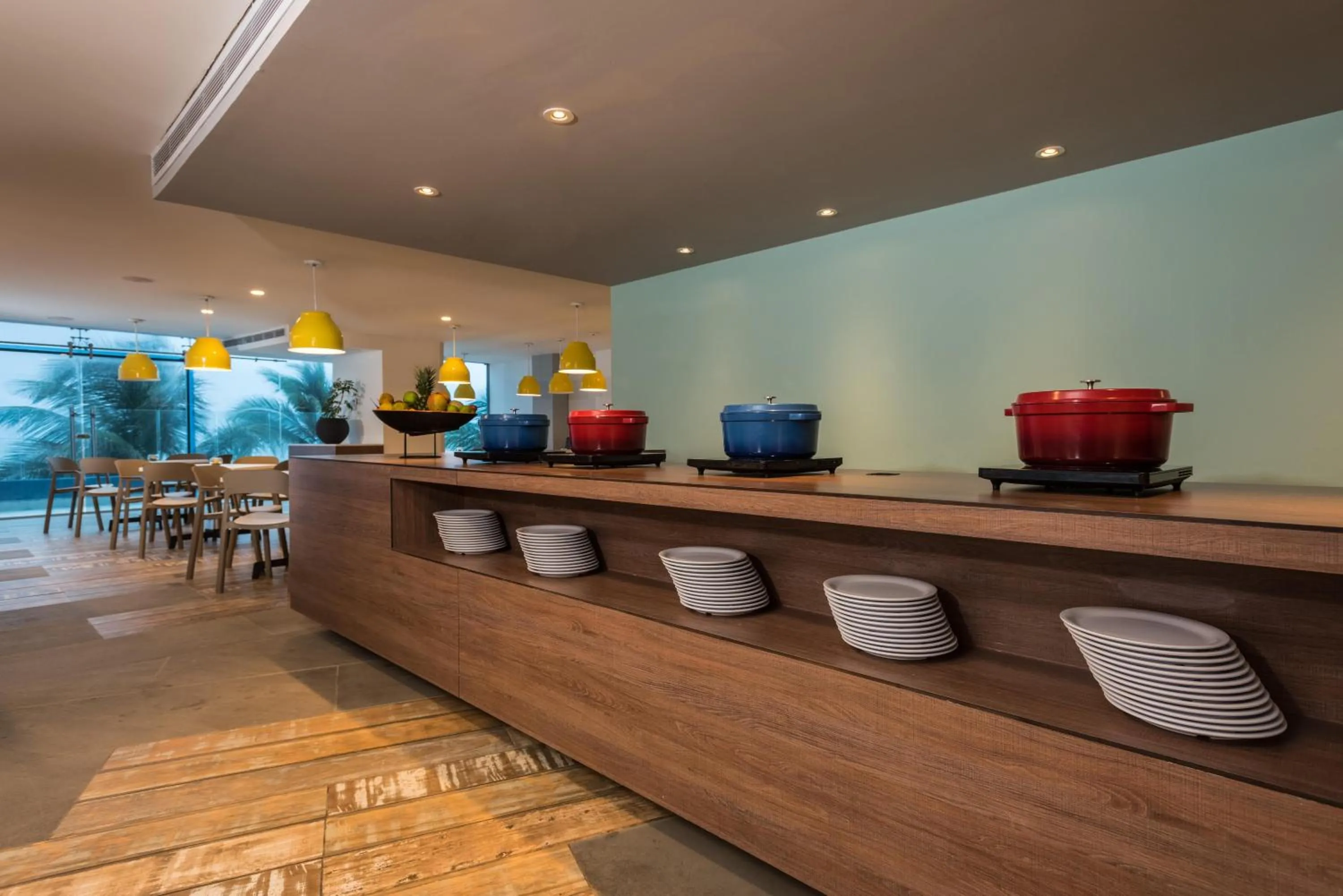 Restaurant/places to eat in Calypso Beach Hotel