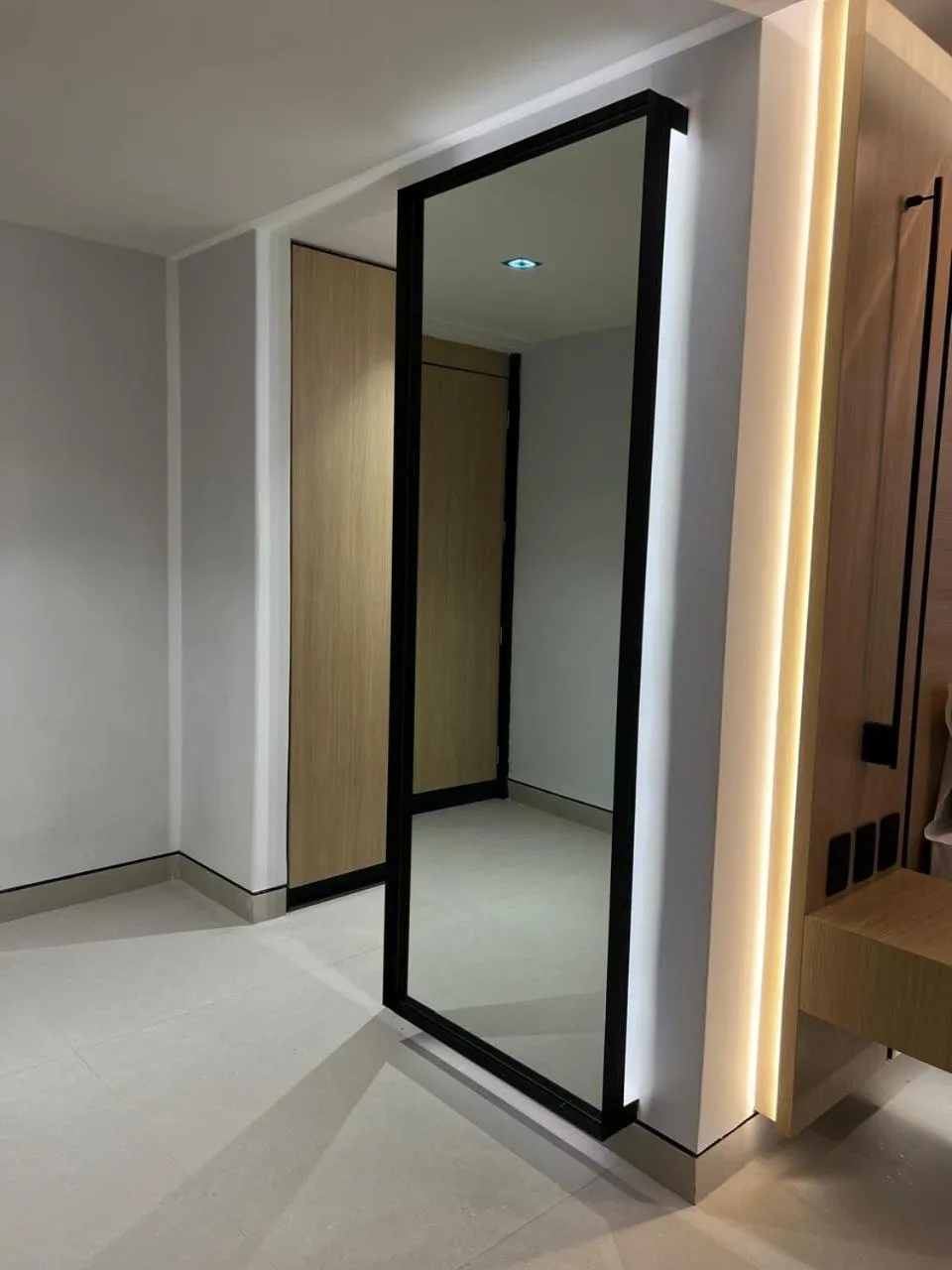 wardrobe in Hotel Lepanto Reforma