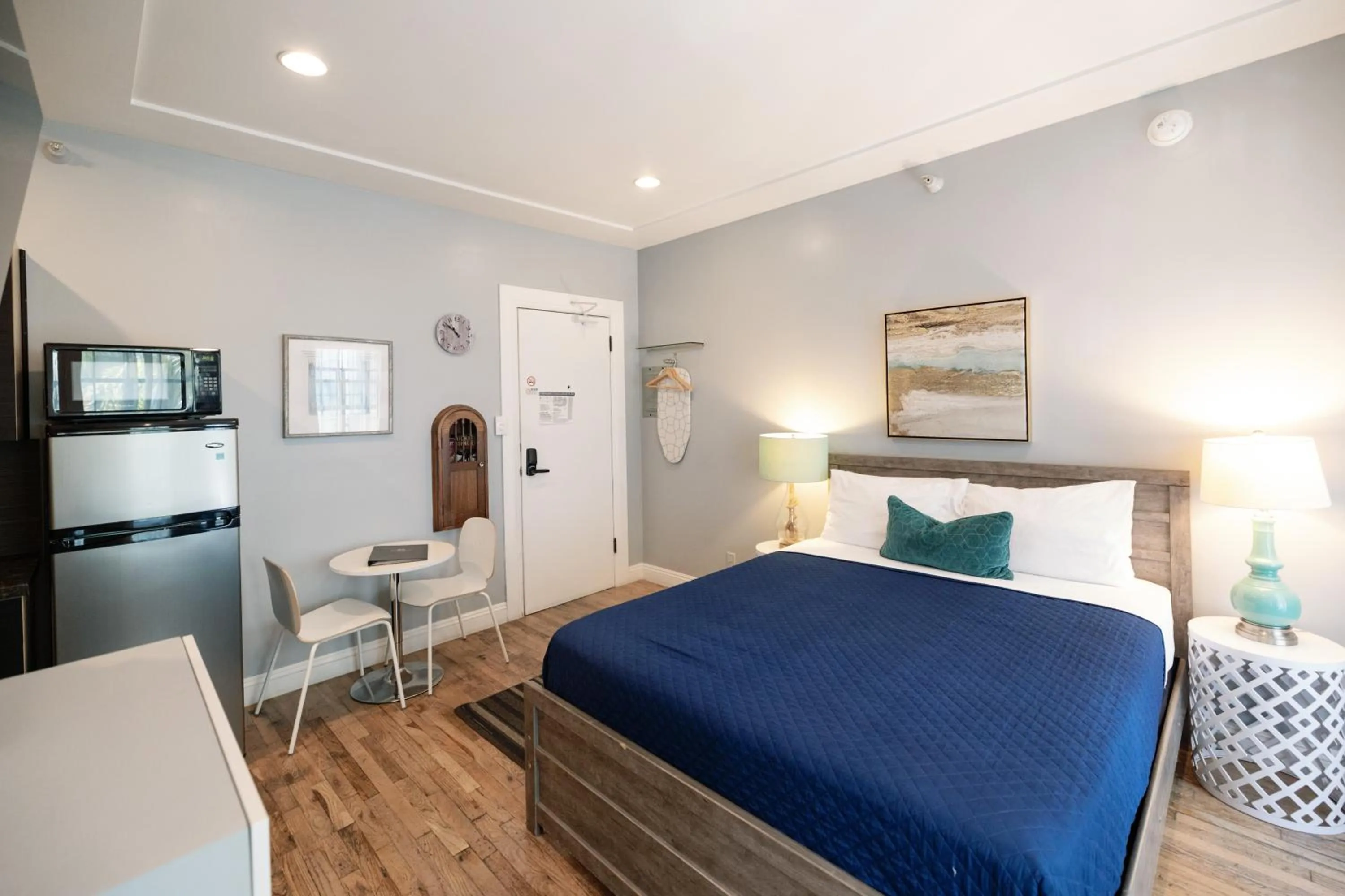 Bed in Broadlind Hotel